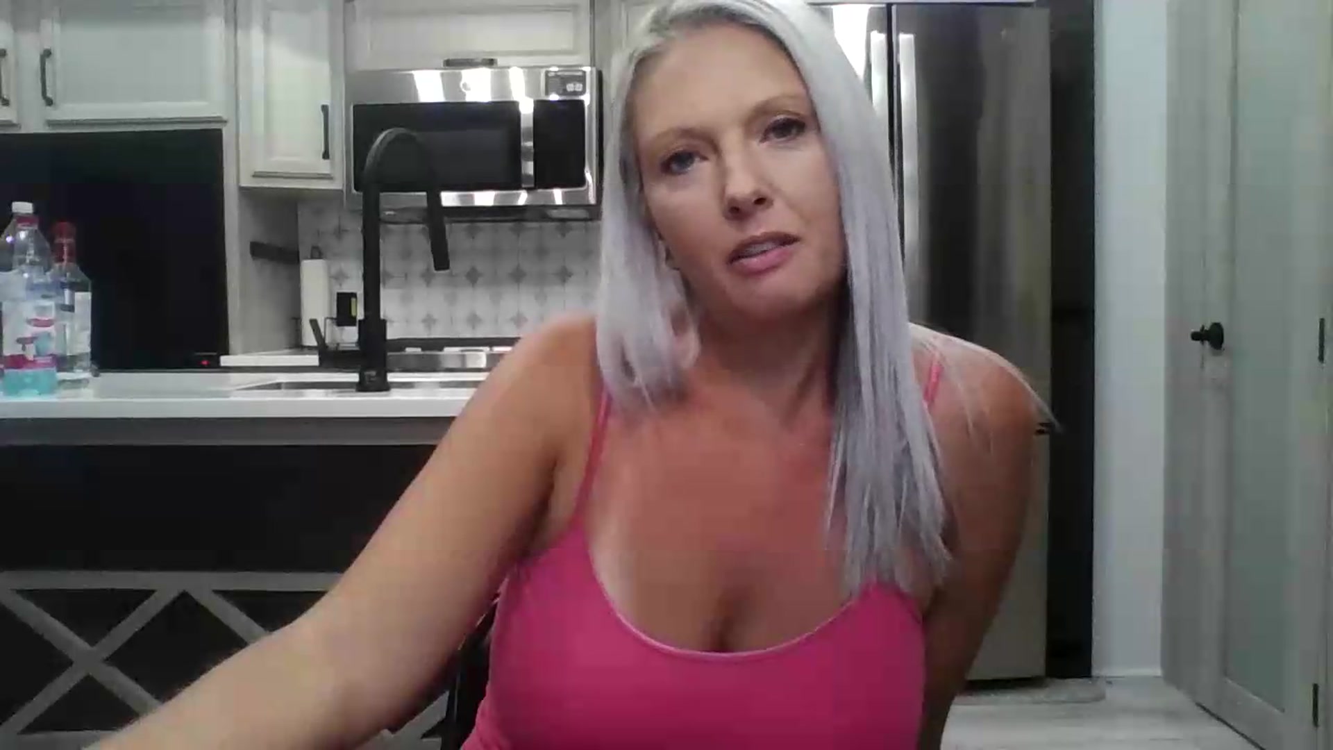 Gallery image thumbnail from Crystaaal's myfreecams stream on, 07/13/2026, 02:53 image 18 of 20