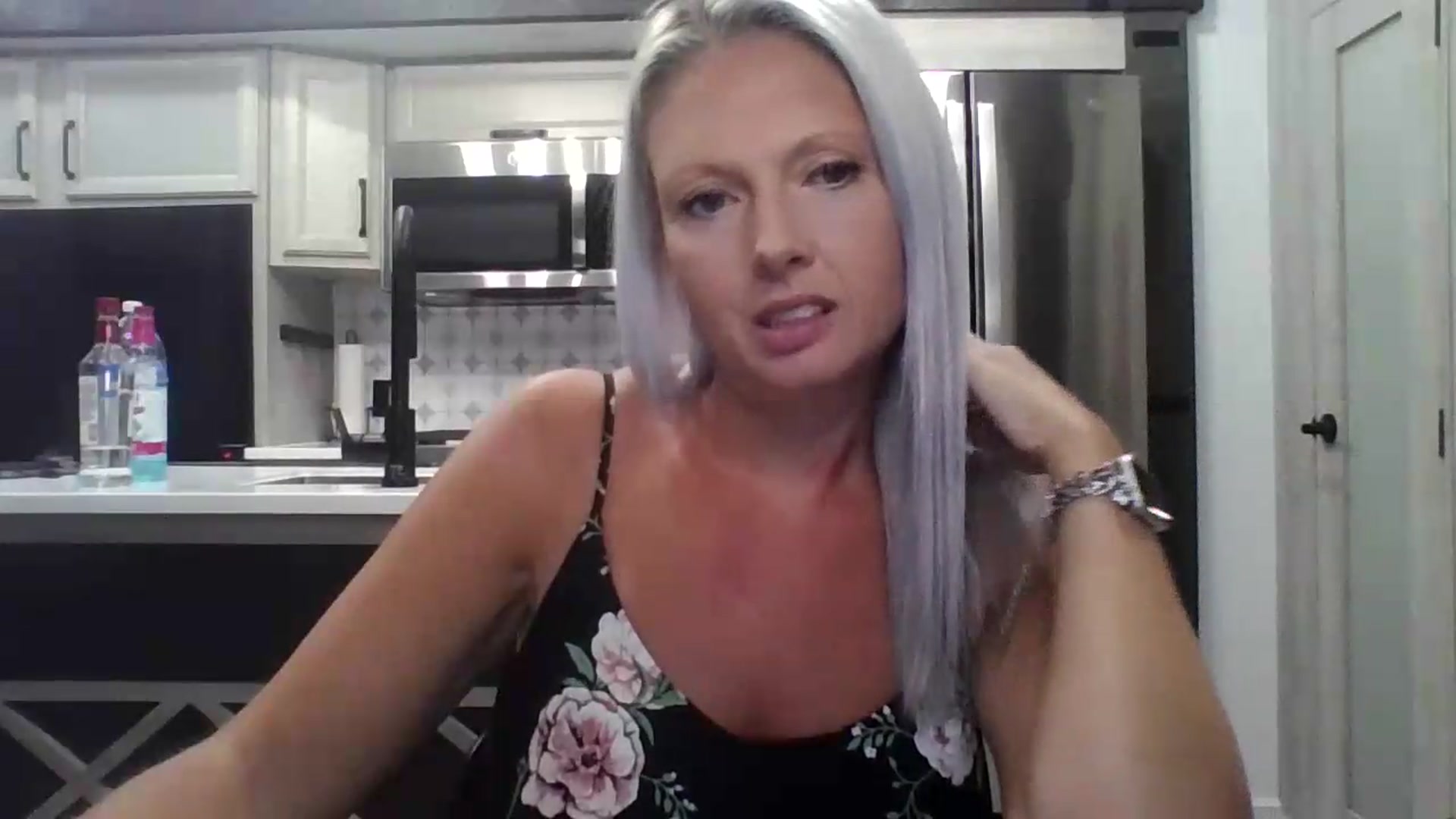 Gallery image thumbnail from Crystaaal's myfreecams stream on, 07/21/2026, 03:07 image 19 of 20