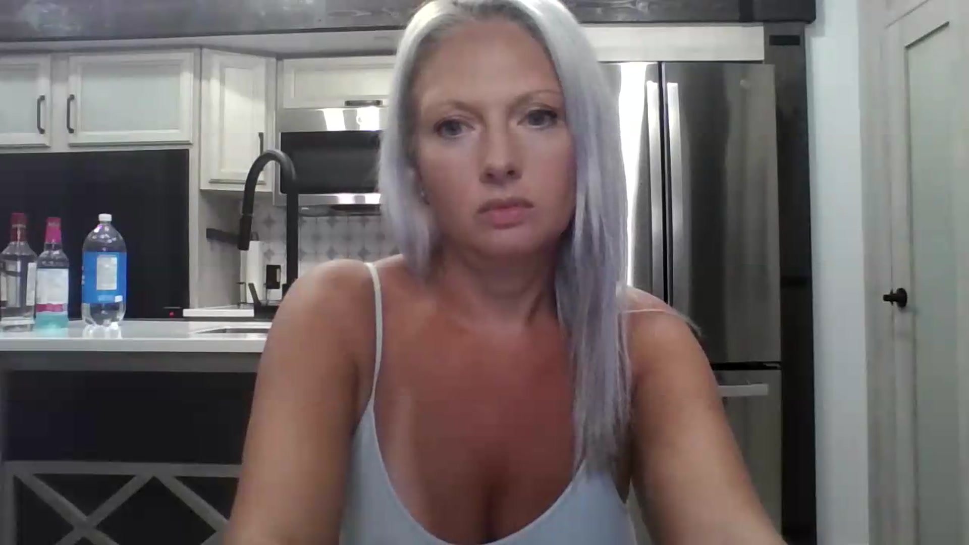 Gallery image thumbnail from Crystaaal's myfreecams stream on, 08/04/2026, 03:24 image 3 of 20