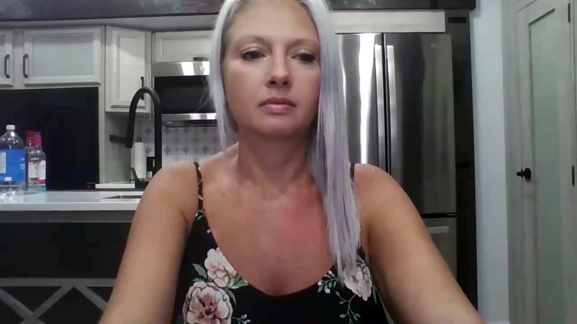 Gallery image thumbnail from Crystaaal's myfreecams stream on, 08/05/2026, 02:53 image 5 of 20