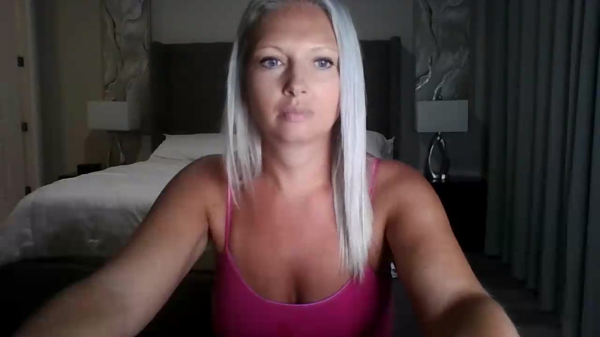 Gallery image thumbnail from Crystaaal's myfreecams stream on, 08/13/2026, 02:28 image 19 of 20