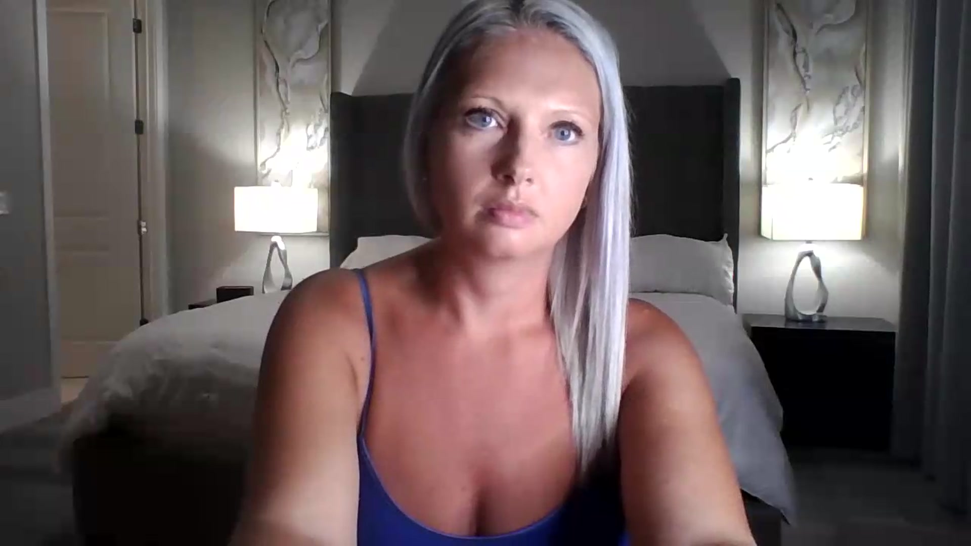 Gallery image thumbnail from Crystaaal's myfreecams stream on, 08/15/2026, 04:16 image 14 of 20
