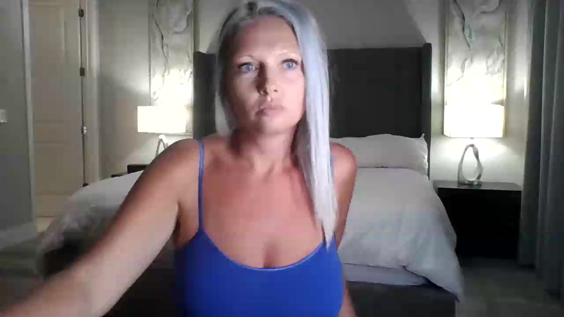 Gallery image thumbnail from Crystaaal's myfreecams stream on, 08/15/2026, 04:16 image 1 of 20
