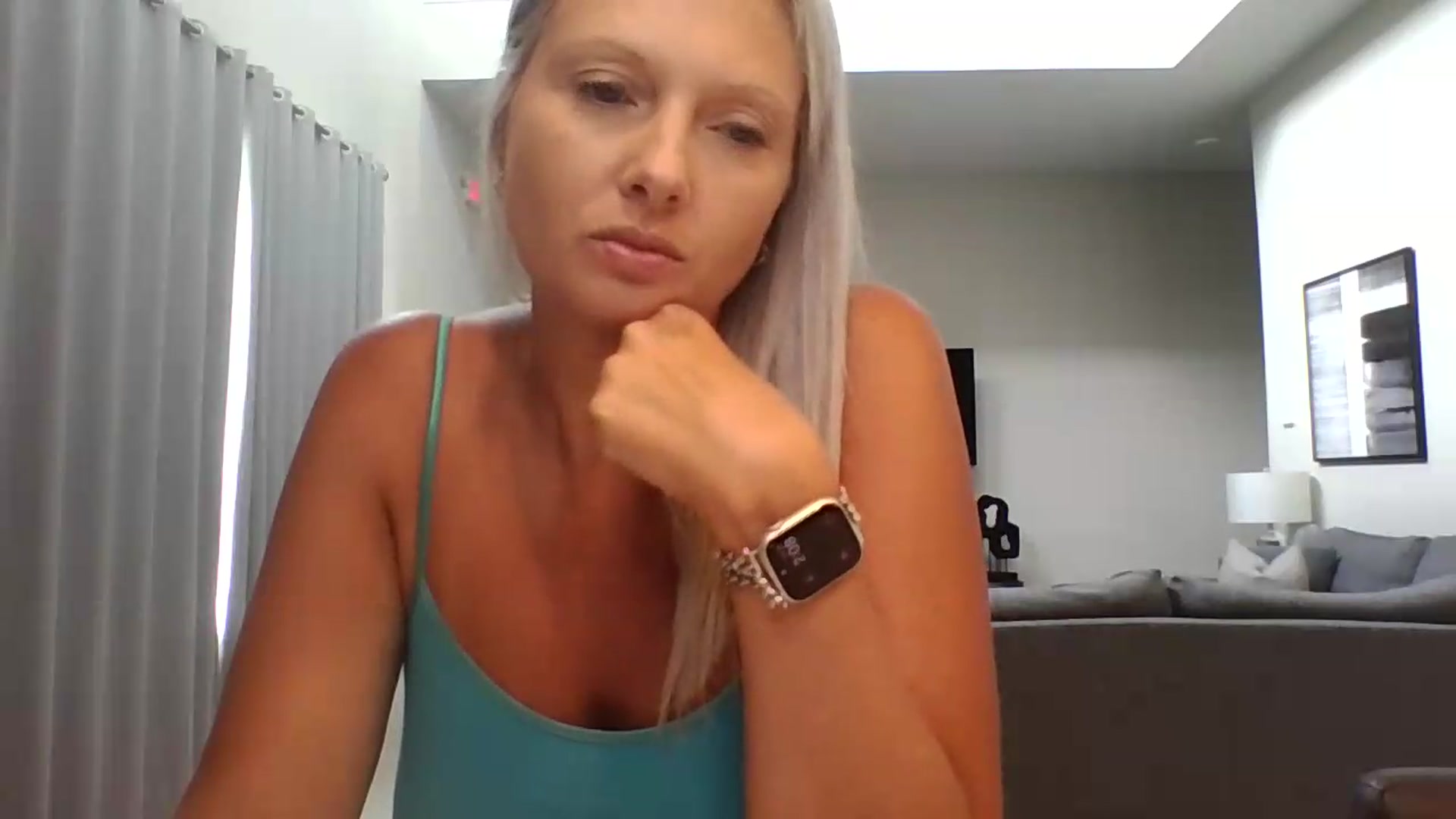 Gallery image thumbnail from Crystaaal's myfreecams stream on, 08/21/2026, 19:33 image 10 of 20