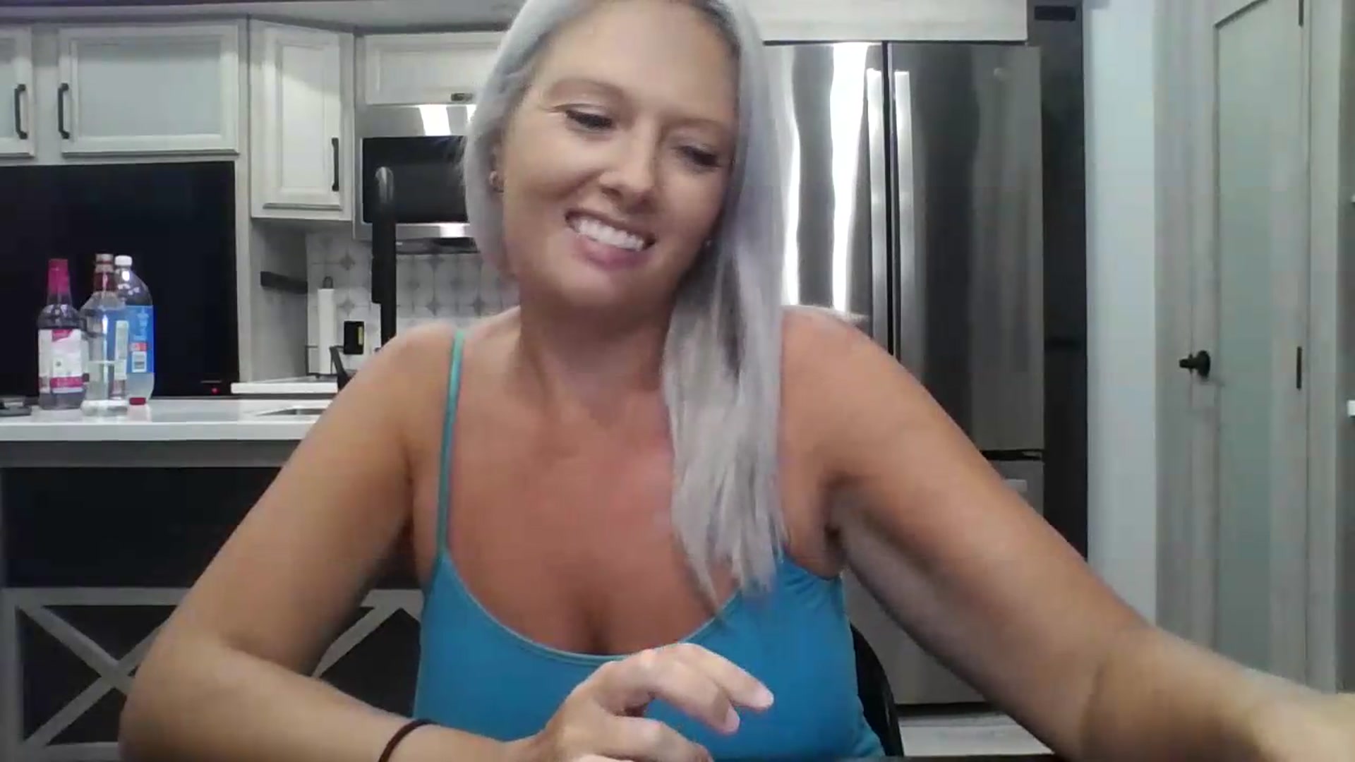 Gallery image thumbnail from Crystaaal's myfreecams stream on, 08/31/2026, 02:56 image 7 of 20