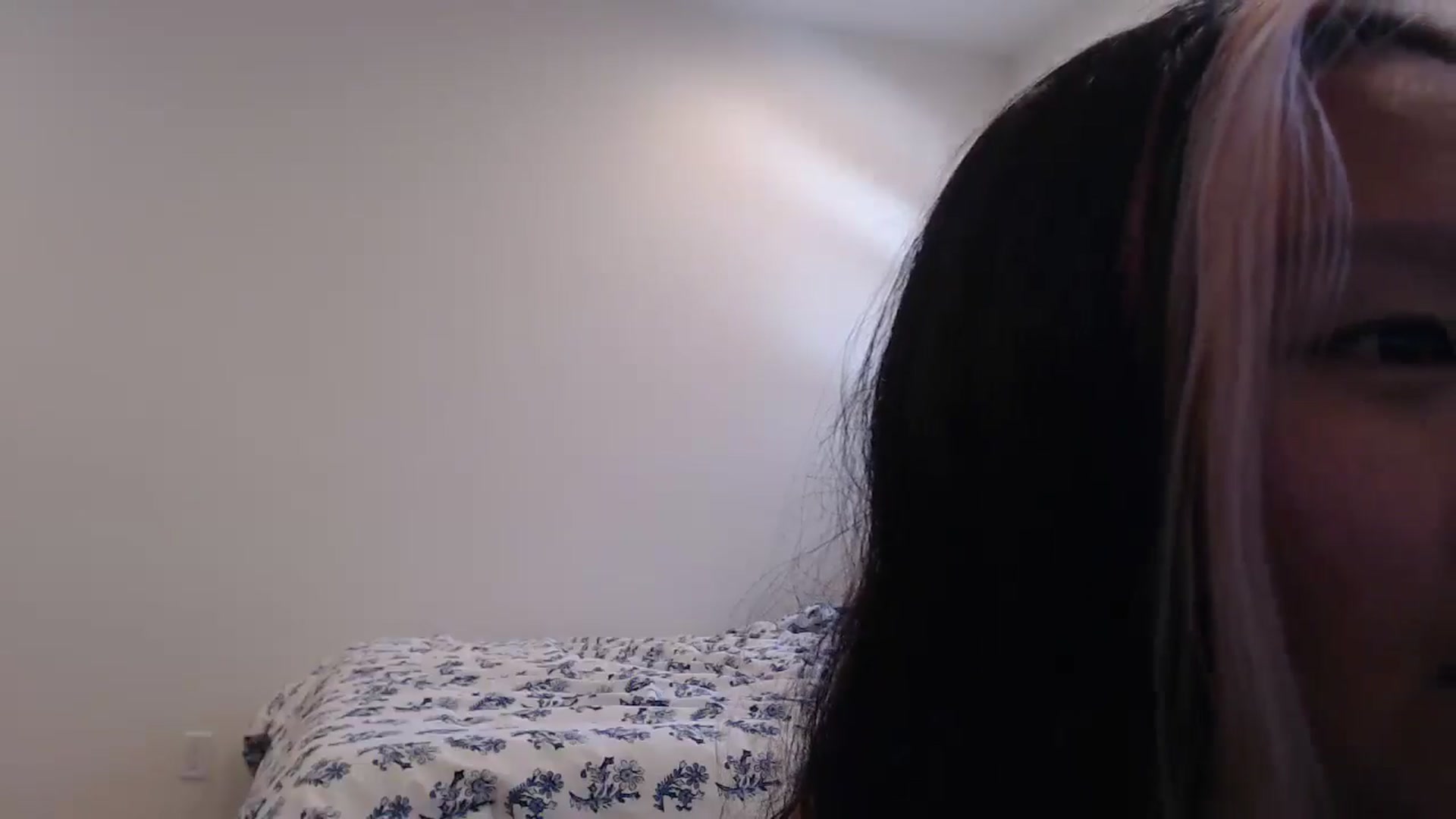 Gallery image thumbnail from CrystalCakes's myfreecams stream on, 11/09/2025, 23:28 image 3 of 20