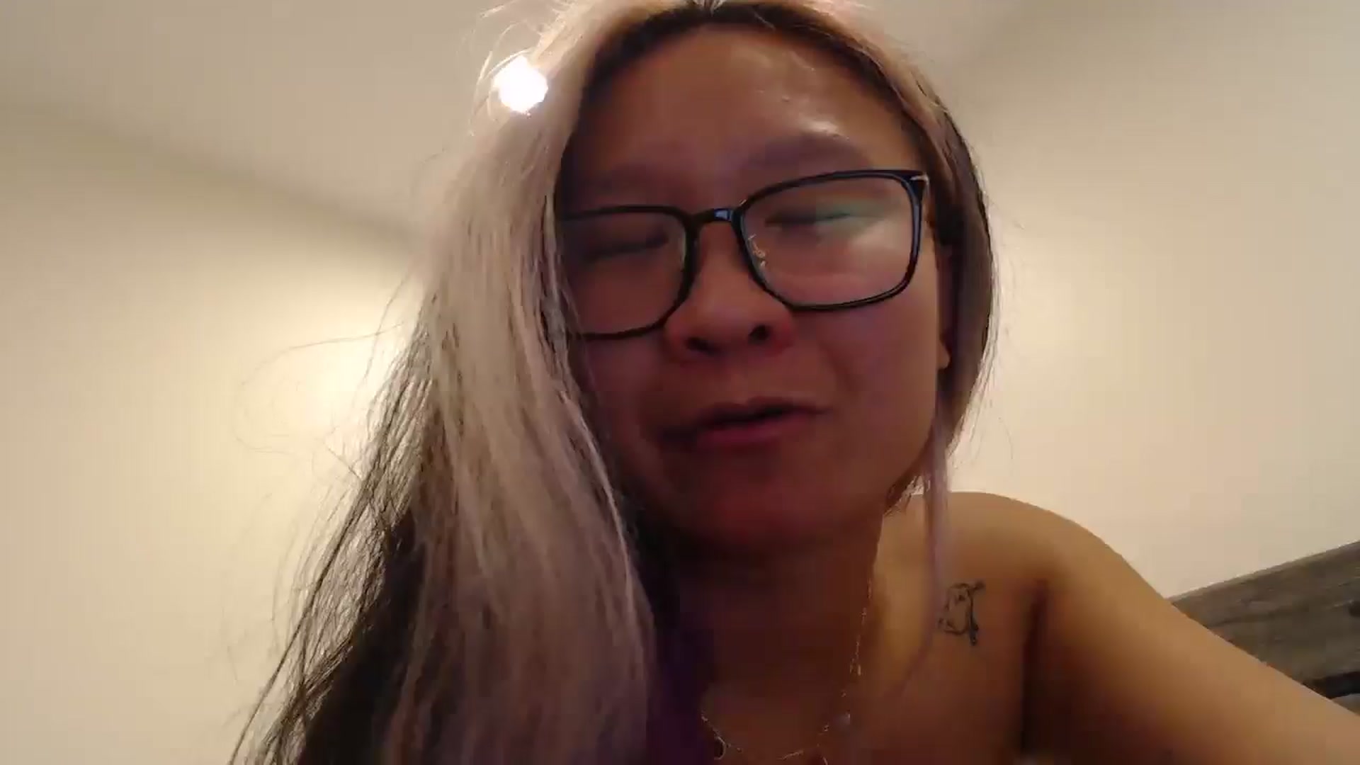 Gallery image thumbnail from CrystalCakes's myfreecams stream on, 11/17/2025, 09:35 image 1 of 20