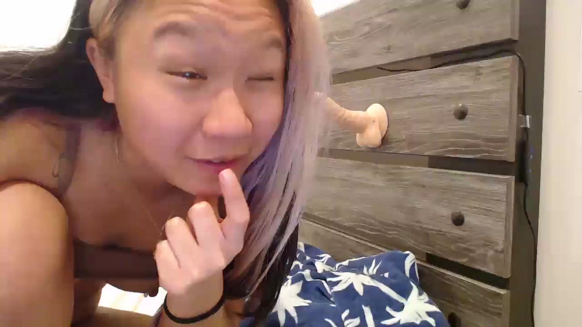 Gallery image thumbnail from CrystalCakes's myfreecams stream on, 11/26/2025, 08:23 image 2 of 20
