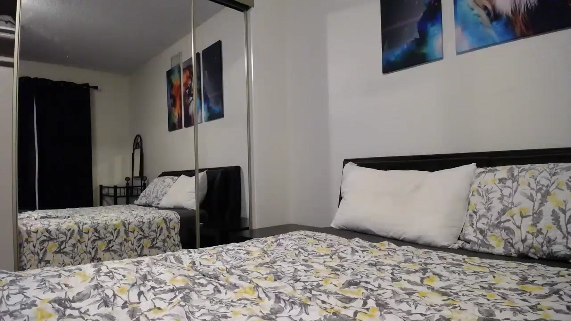 Gallery image thumbnail from CrystalLake's myfreecams stream on, 10/22/2023, 09:27 image 16 of 20
