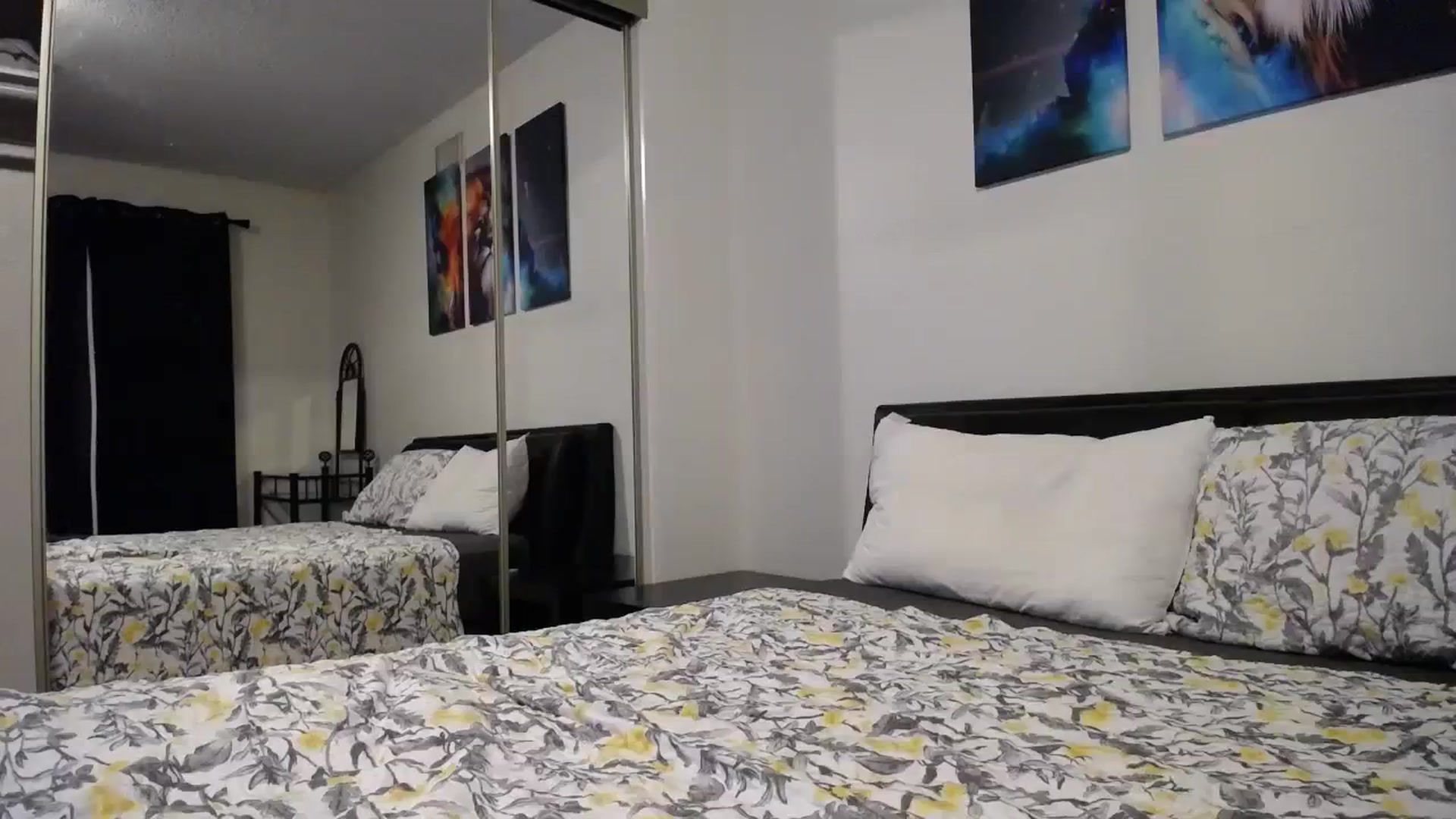 Gallery image thumbnail from CrystalLake's myfreecams stream on, 10/22/2023, 09:27 image 15 of 20