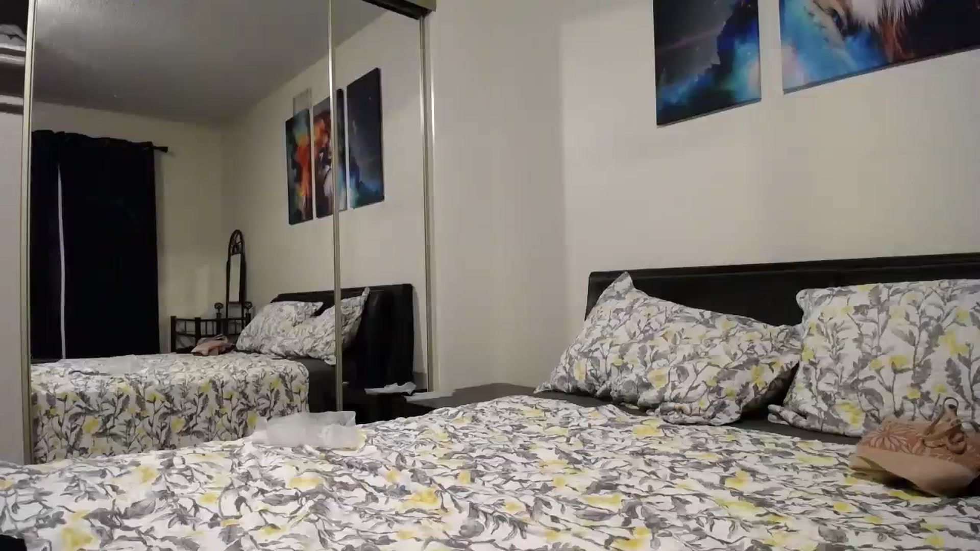 Gallery image thumbnail from CrystalLake's myfreecams stream on, 10/22/2023, 09:27 image 19 of 20