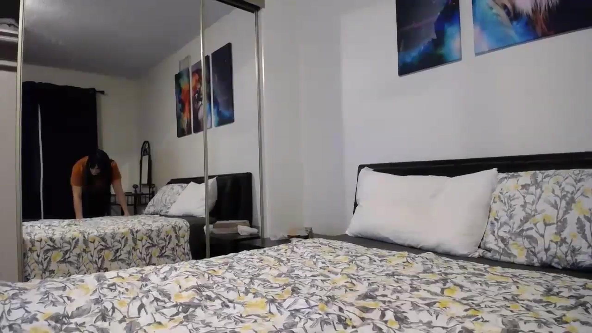 Gallery image thumbnail from CrystalLake's myfreecams stream on, 10/22/2023, 09:27 image 8 of 20