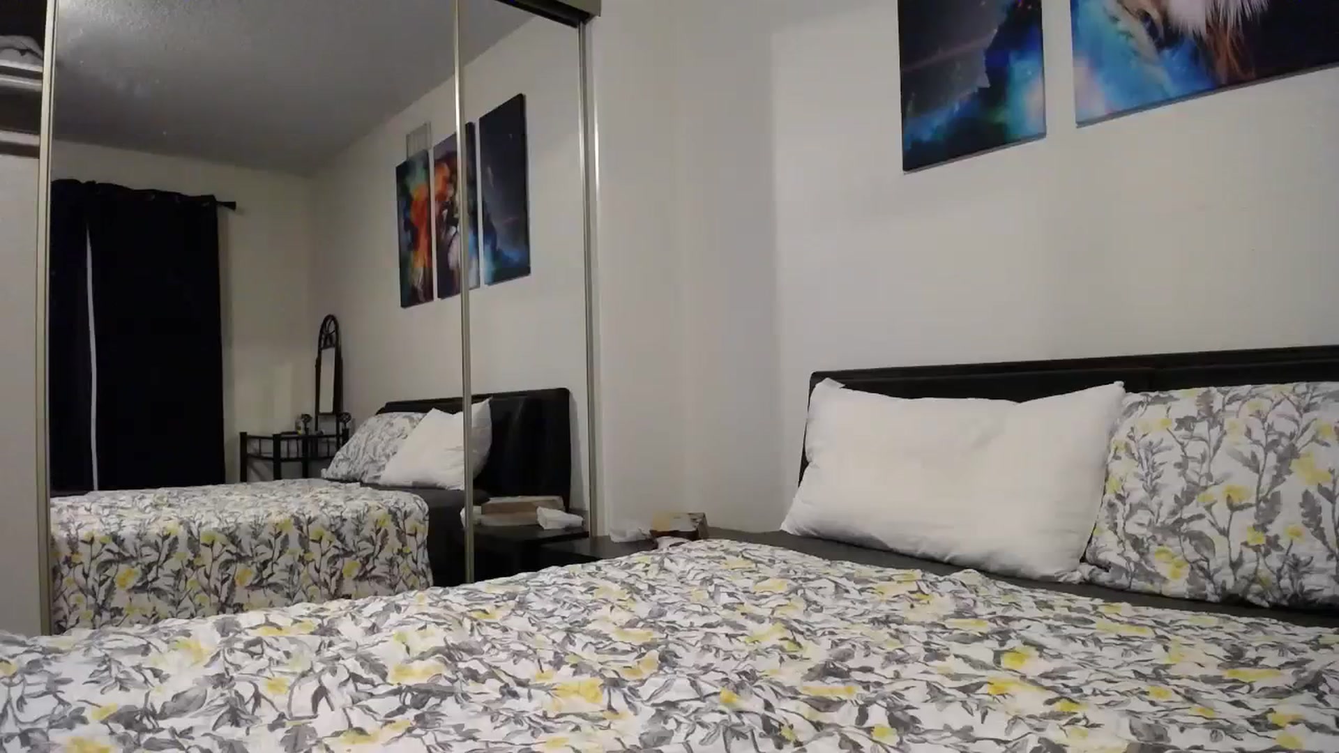 Gallery image thumbnail from CrystalLake's myfreecams stream on, 10/22/2023, 09:27 image 7 of 20