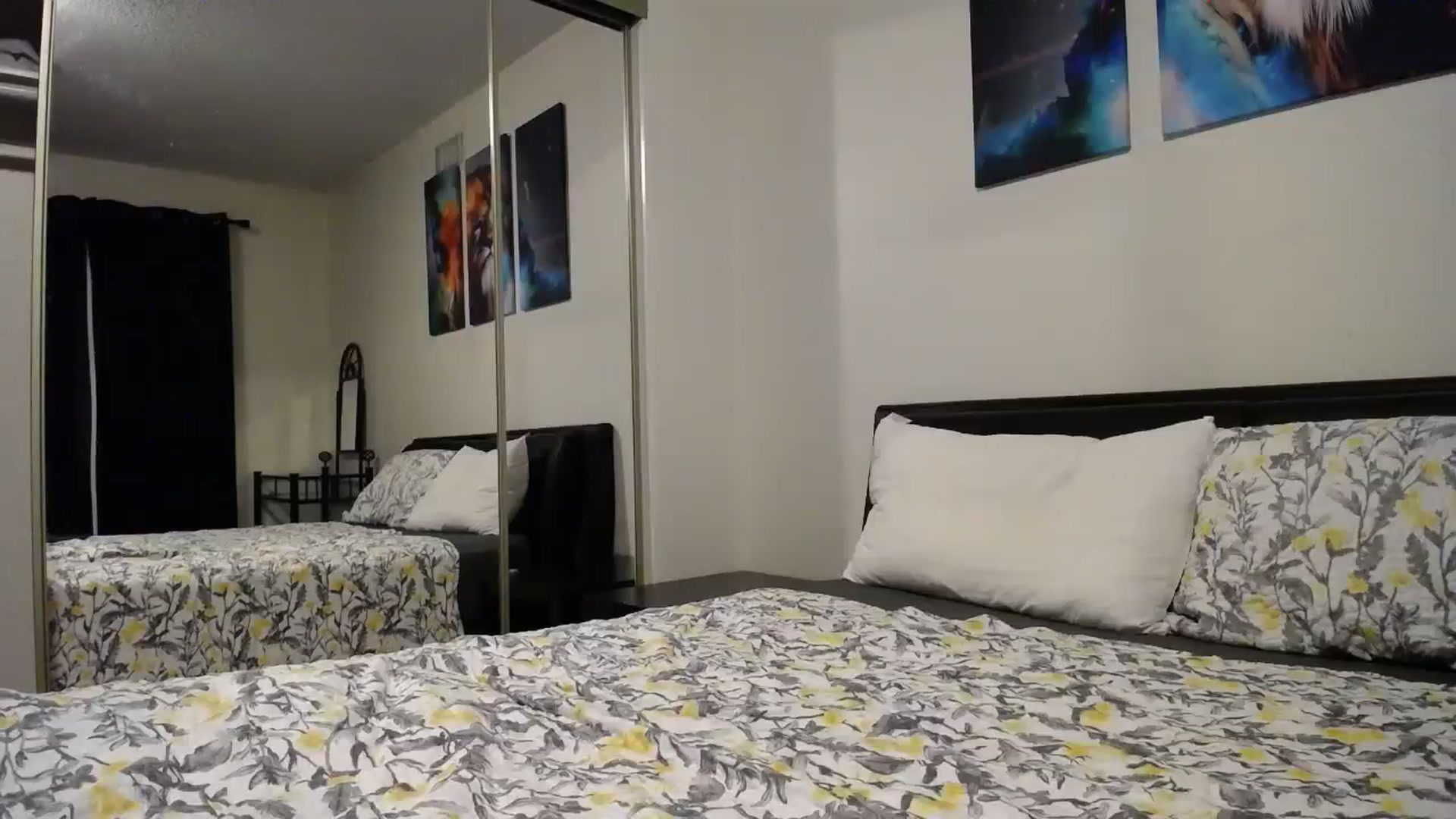 Gallery image thumbnail from CrystalLake's myfreecams stream on, 10/22/2023, 09:27 image 17 of 20