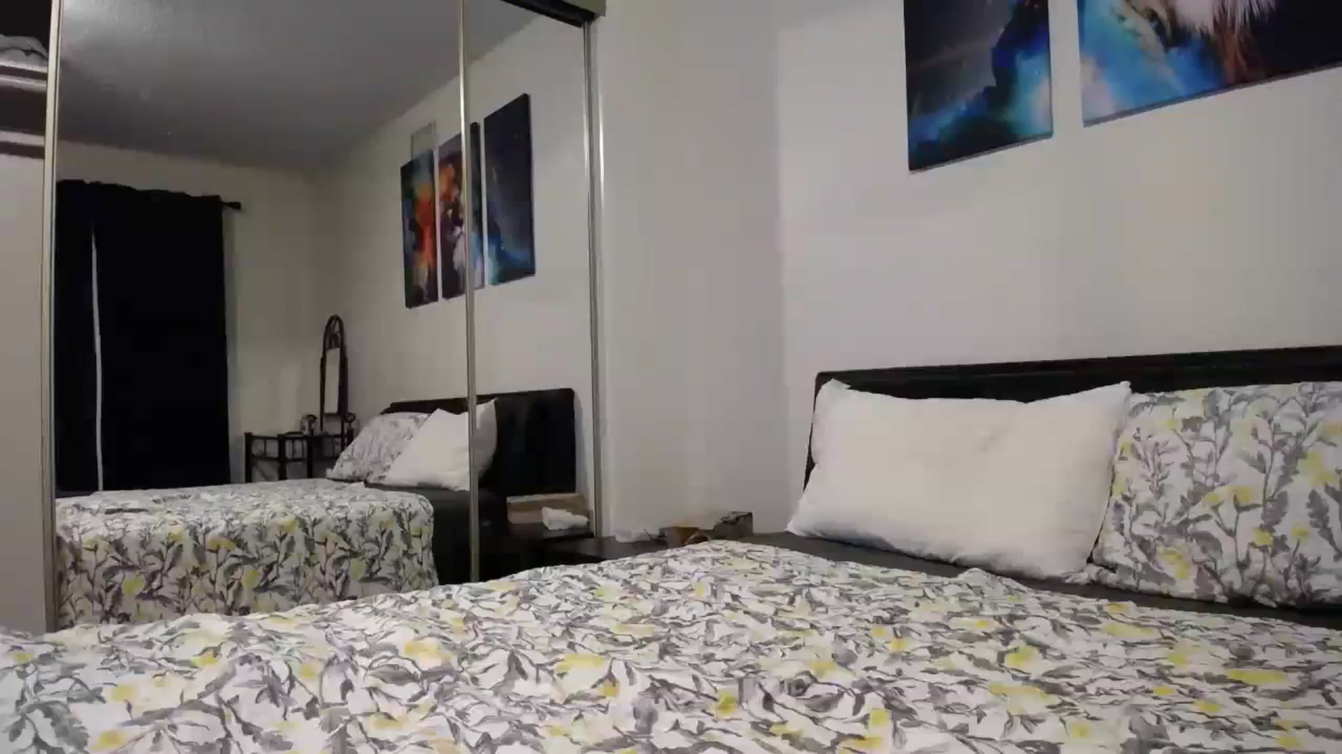 Gallery image thumbnail from CrystalLake's myfreecams stream on, 10/22/2023, 09:27 image 2 of 20