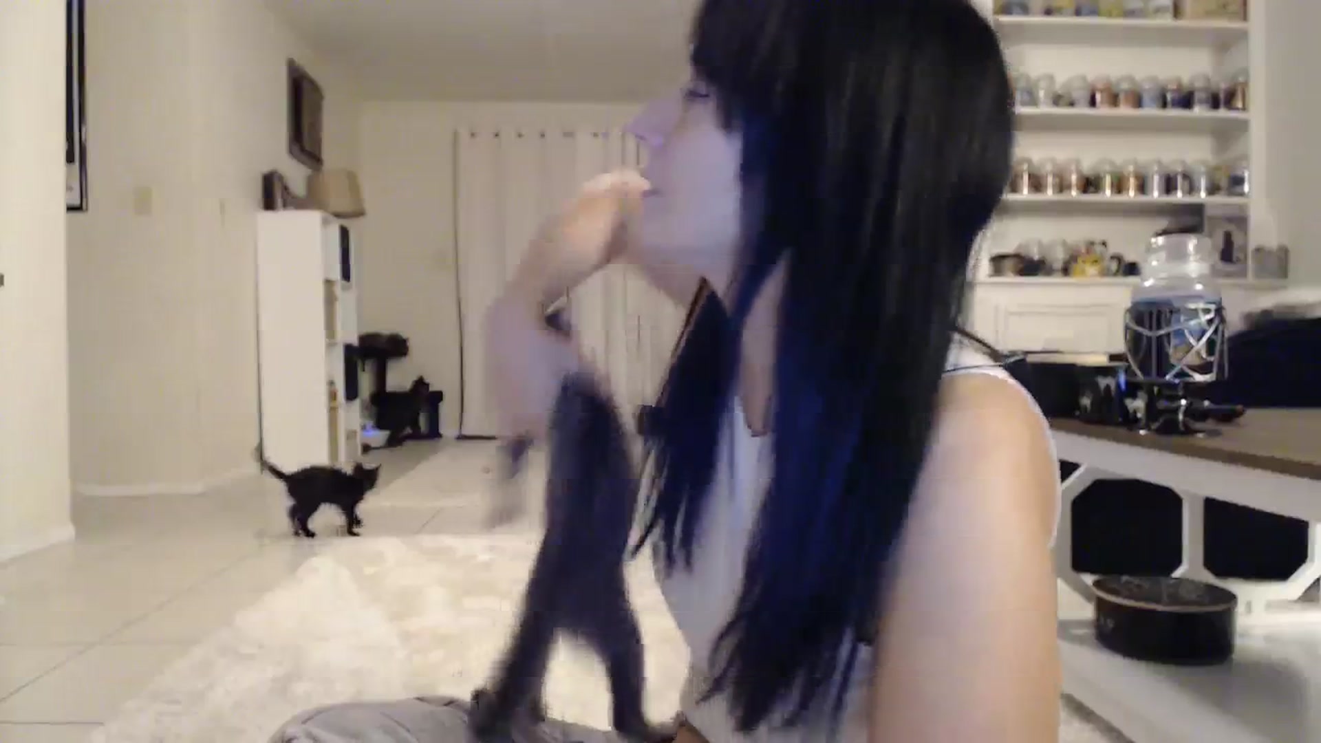 Gallery image thumbnail from CrystalLake's myfreecams stream on, 10/26/2023, 08:15 image 4 of 20