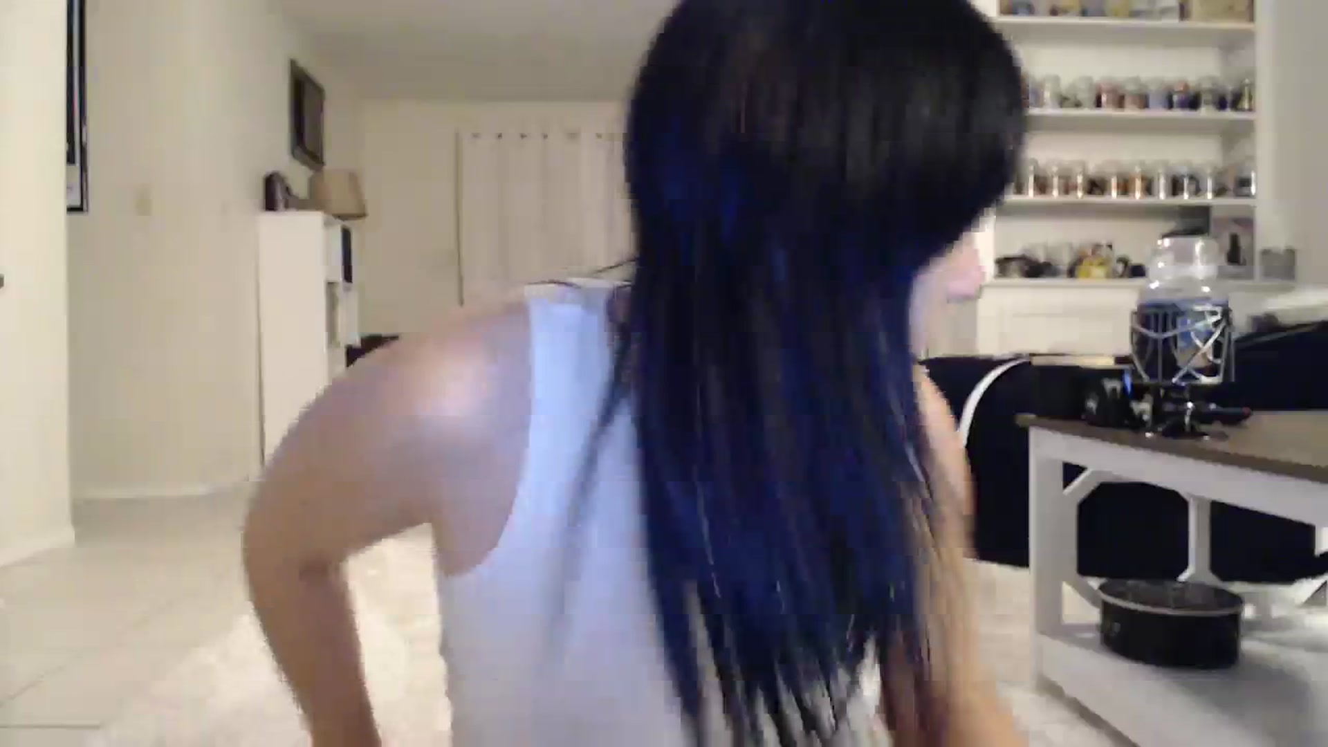 Gallery image thumbnail from CrystalLake's myfreecams stream on, 10/26/2023, 08:15 image 3 of 20