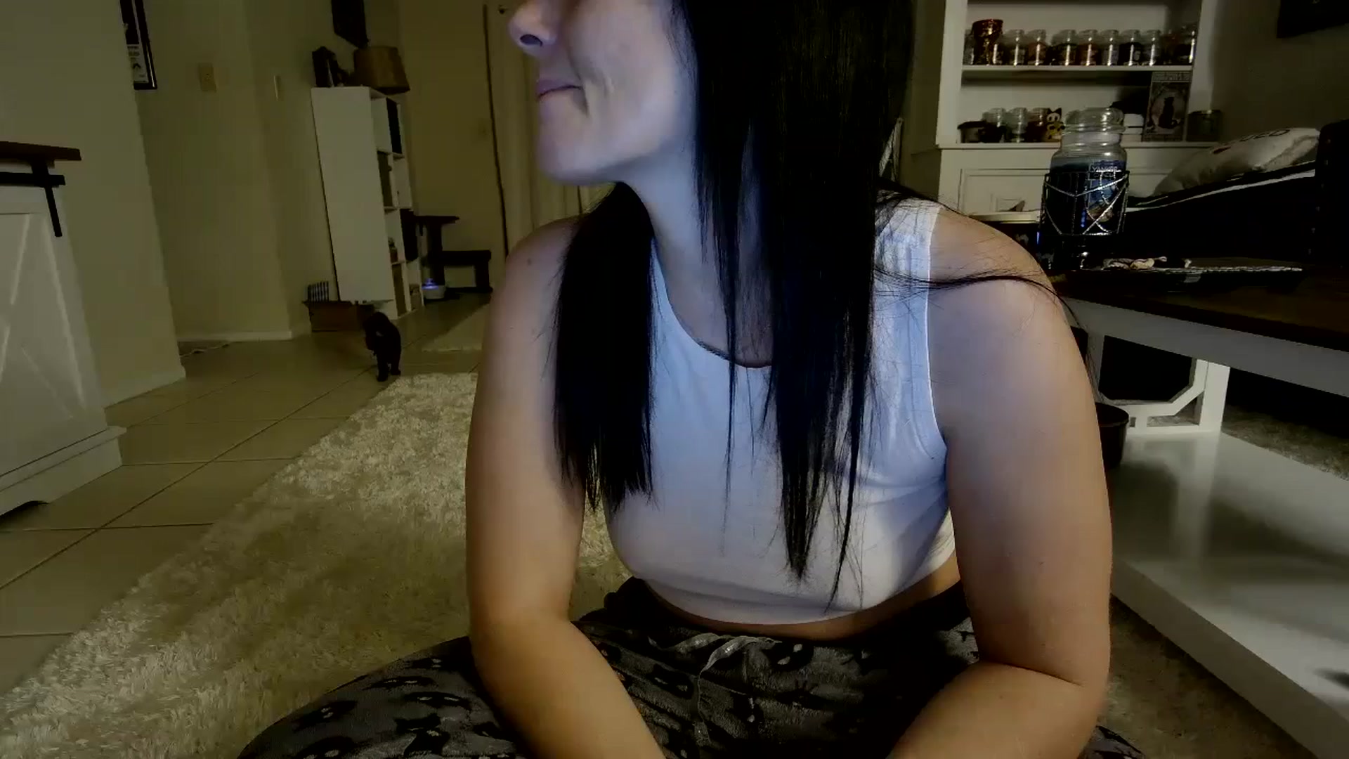 Gallery image thumbnail from CrystalLake's myfreecams stream on, 11/02/2023, 09:06 image 16 of 20
