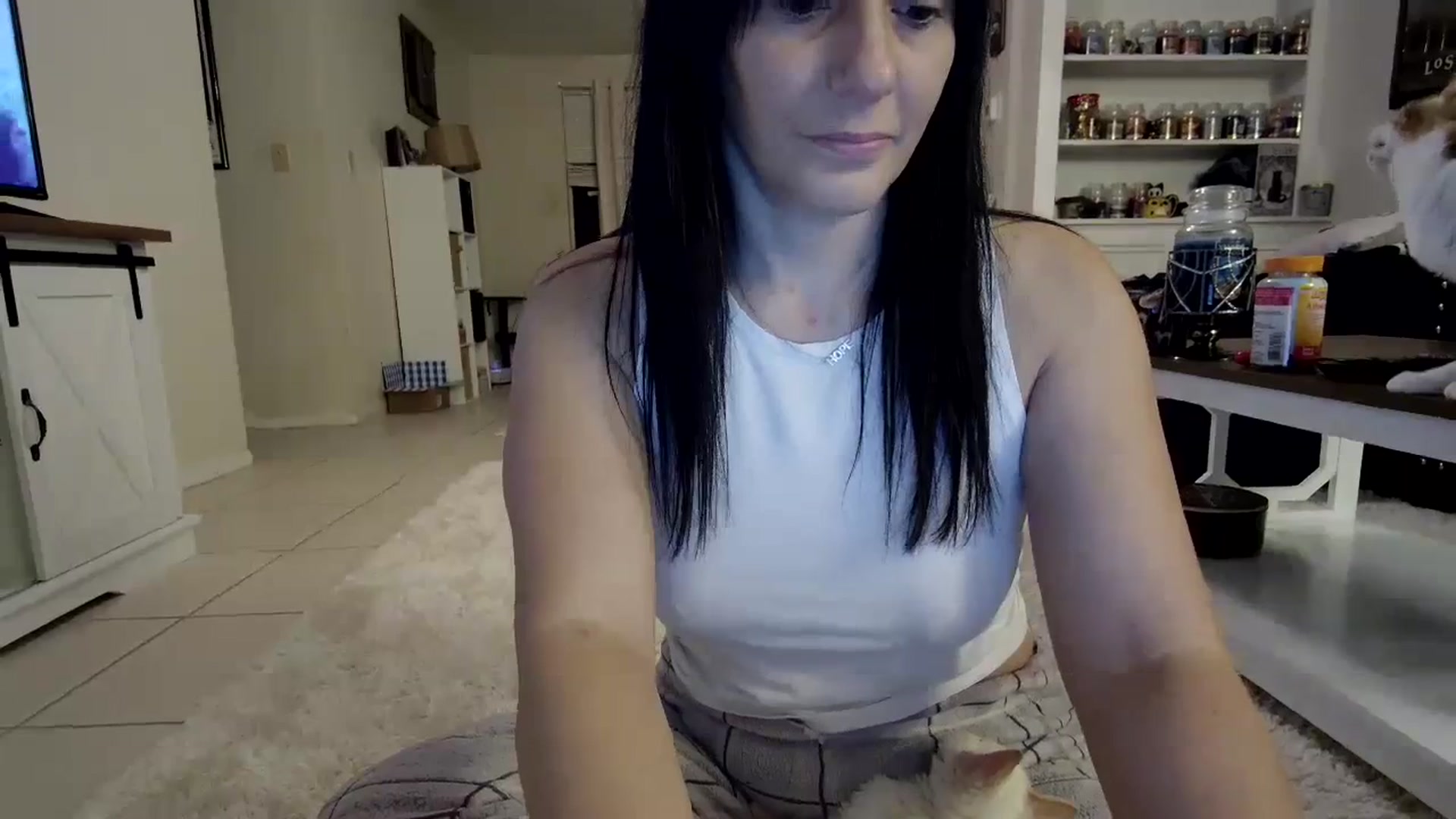 Gallery image thumbnail from CrystalLake's myfreecams stream on, 11/05/2023, 09:21 image 14 of 20
