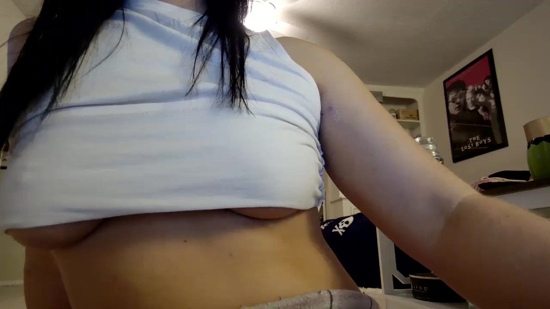Gallery image thumbnail from CrystalLake's myfreecams stream on, 11/07/2023, 10:02 image 9 of 20