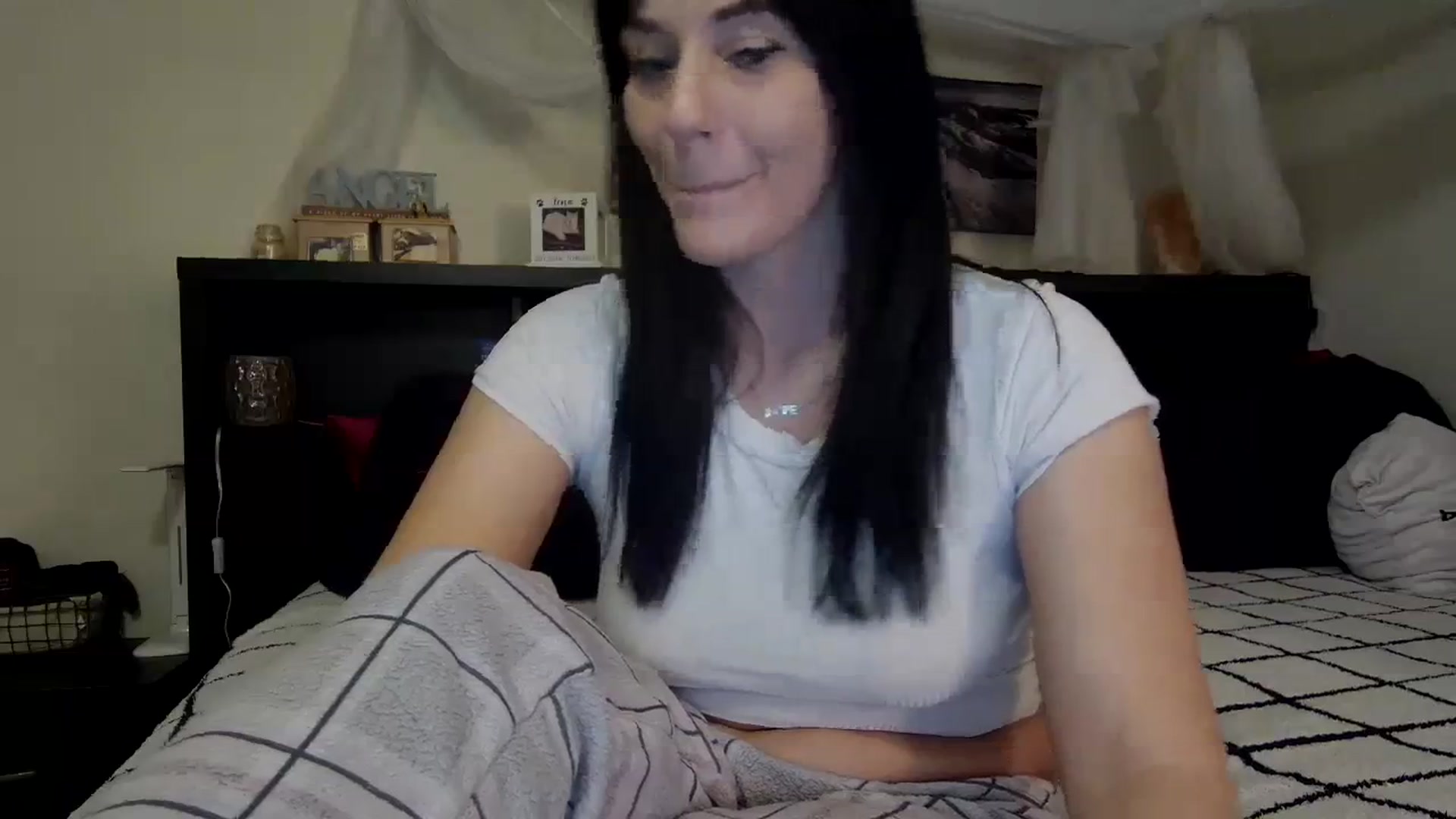 Gallery image thumbnail from CrystalLake's myfreecams stream on, 11/13/2023, 11:12 image 8 of 20