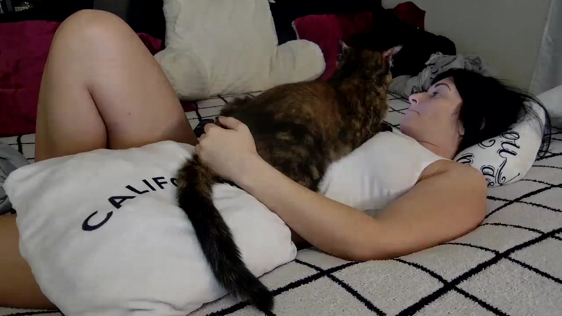 Gallery image thumbnail from CrystalLake's myfreecams stream on, 11/15/2023, 10:53 image 15 of 20