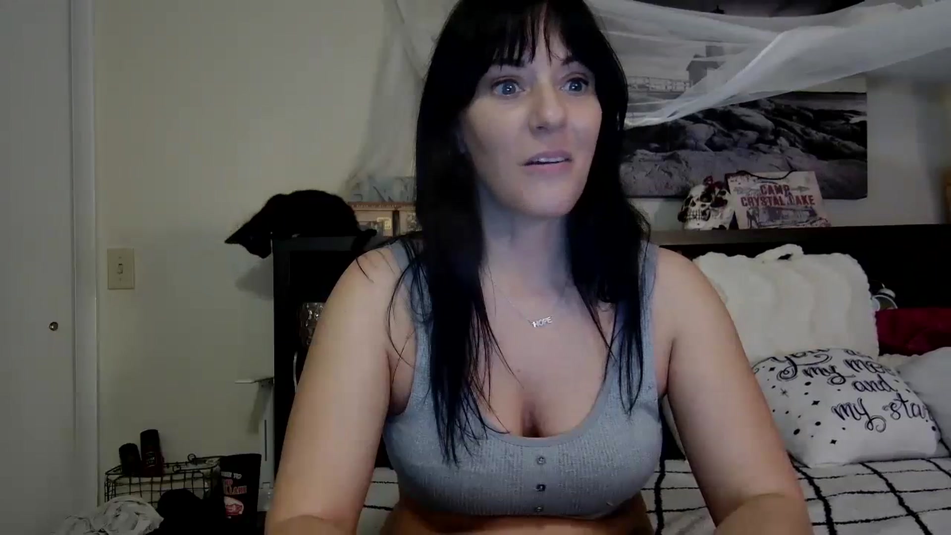Gallery image thumbnail from CrystalLake's myfreecams stream on, 11/17/2023, 10:30 image 20 of 20
