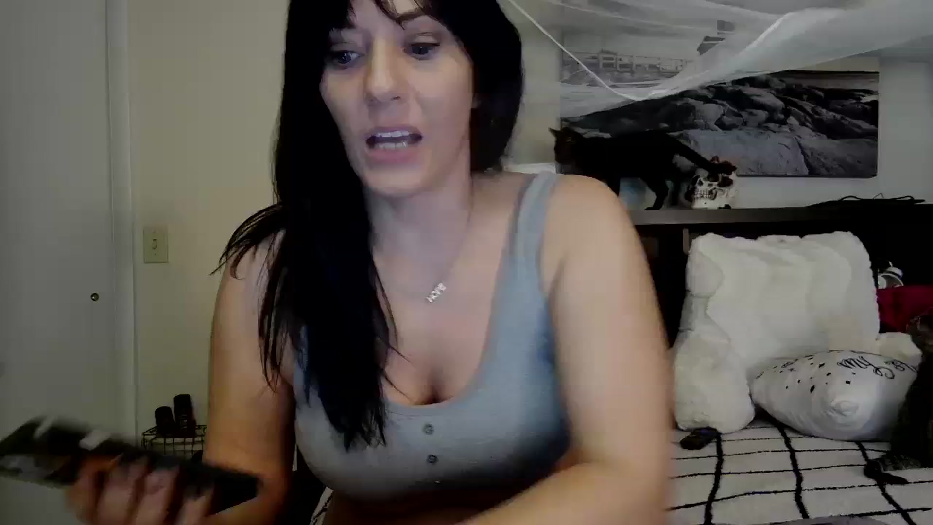 Gallery image thumbnail from CrystalLake's myfreecams stream on, 11/17/2023, 10:30 image 6 of 20