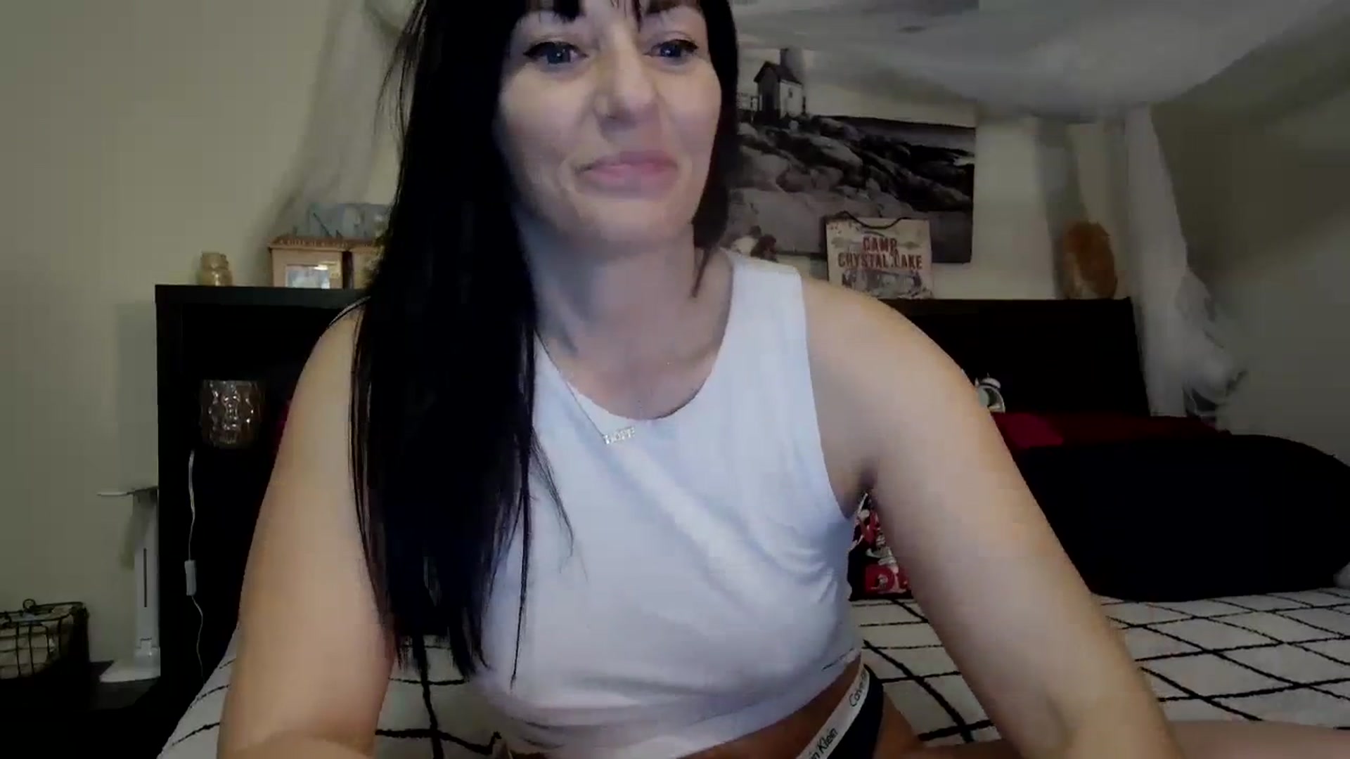 Gallery image thumbnail from CrystalLake's myfreecams stream on, 11/20/2023, 10:40 image 2 of 20