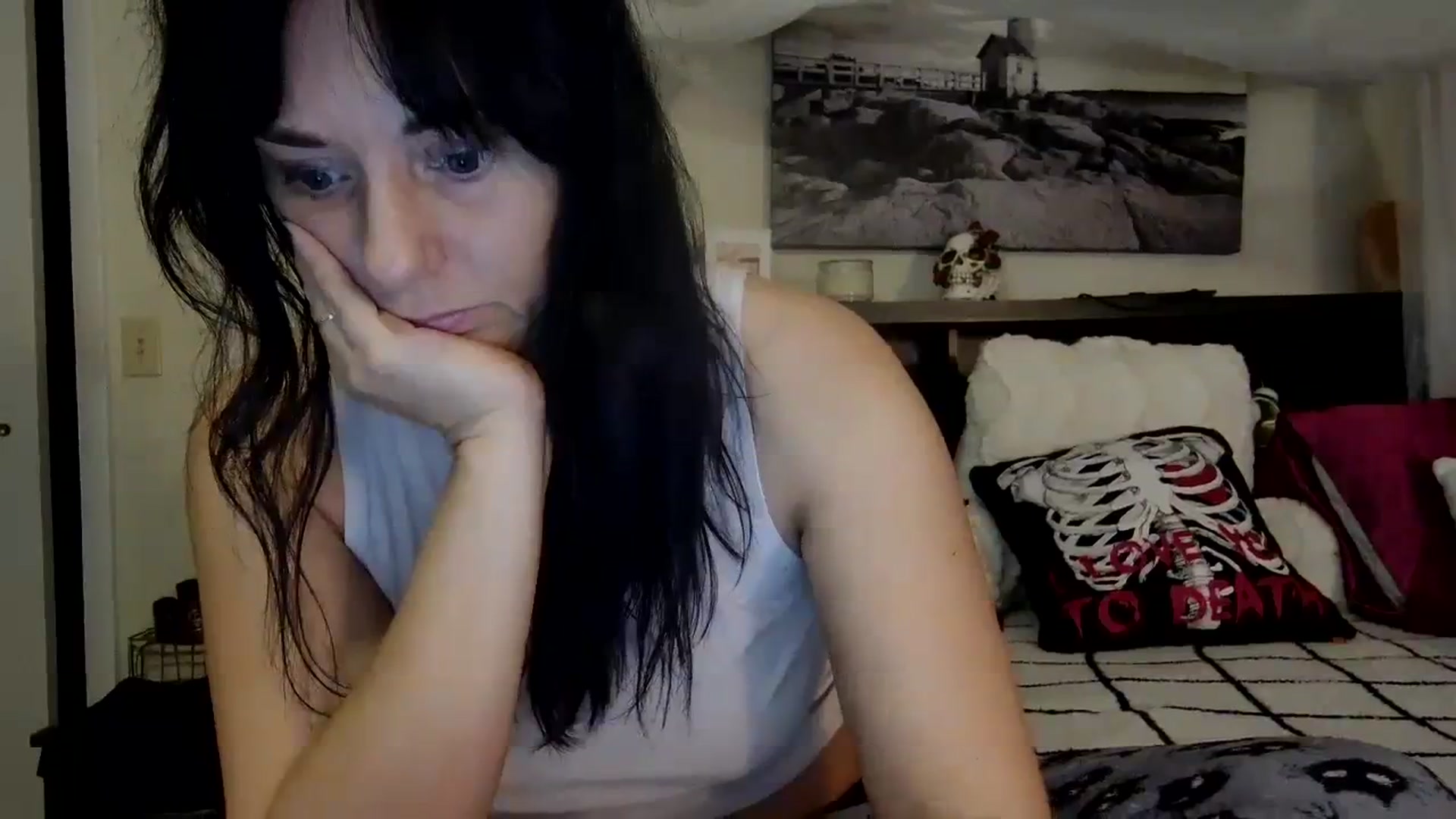 Gallery image thumbnail from CrystalLake's myfreecams stream on, 11/23/2023, 10:18 image 16 of 20