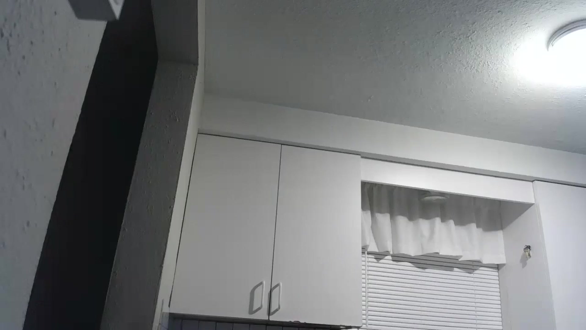 Gallery image thumbnail from CrystalLake's myfreecams stream on, 06/15/2024, 08:26 image 20 of 20