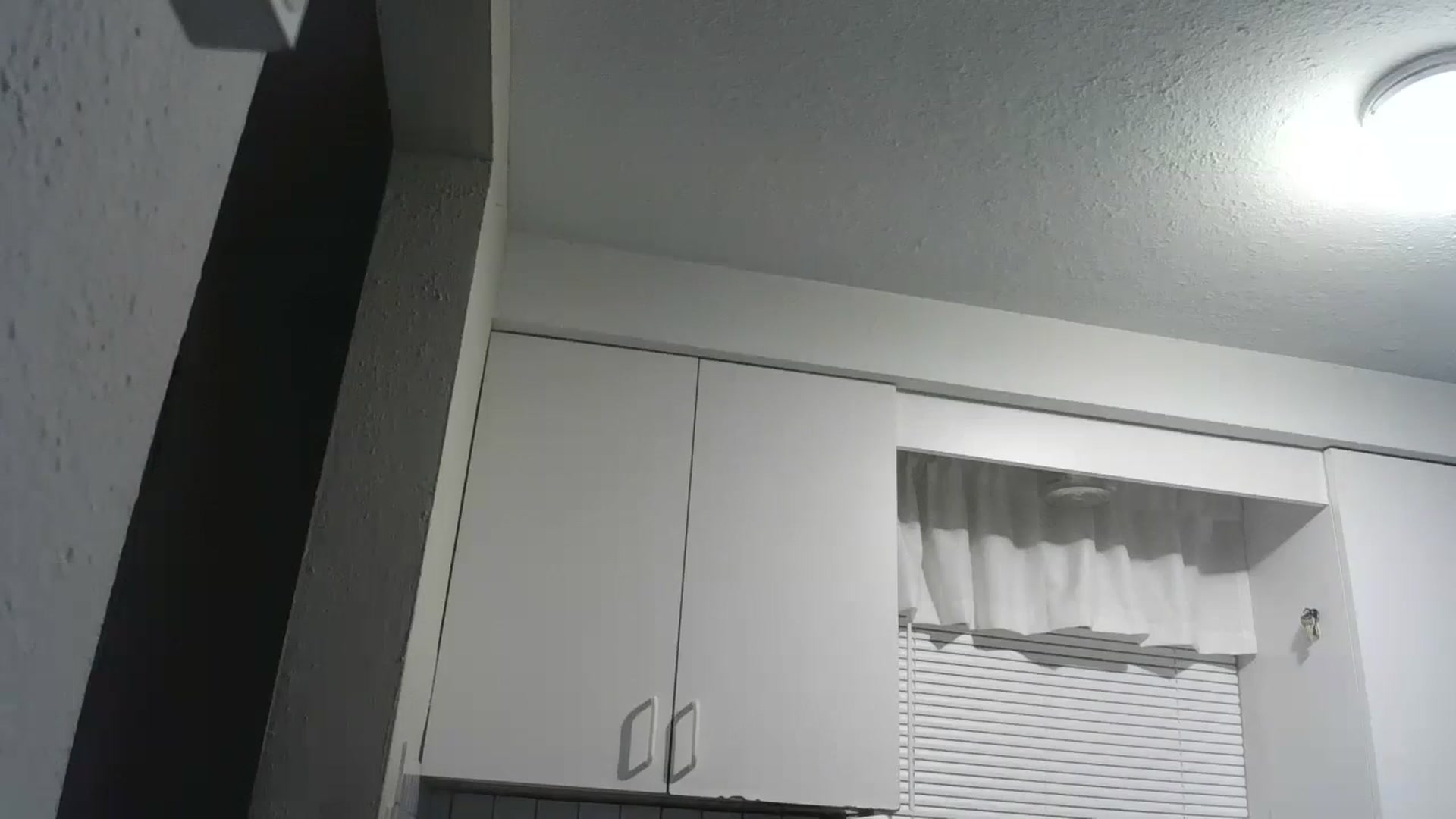 Gallery image thumbnail from CrystalLake's myfreecams stream on, 06/15/2024, 08:26 image 8 of 20
