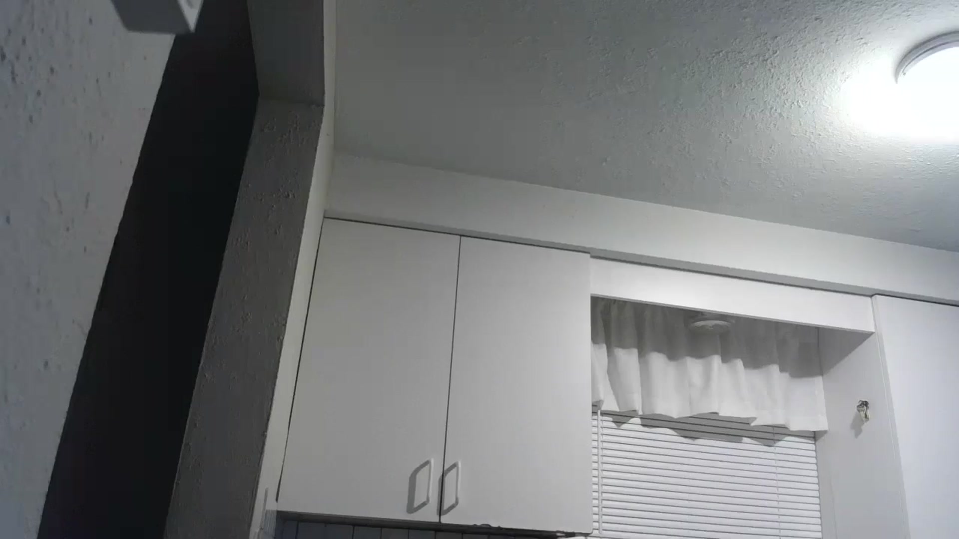 Gallery image thumbnail from CrystalLake's myfreecams stream on, 06/15/2024, 08:26 image 10 of 20
