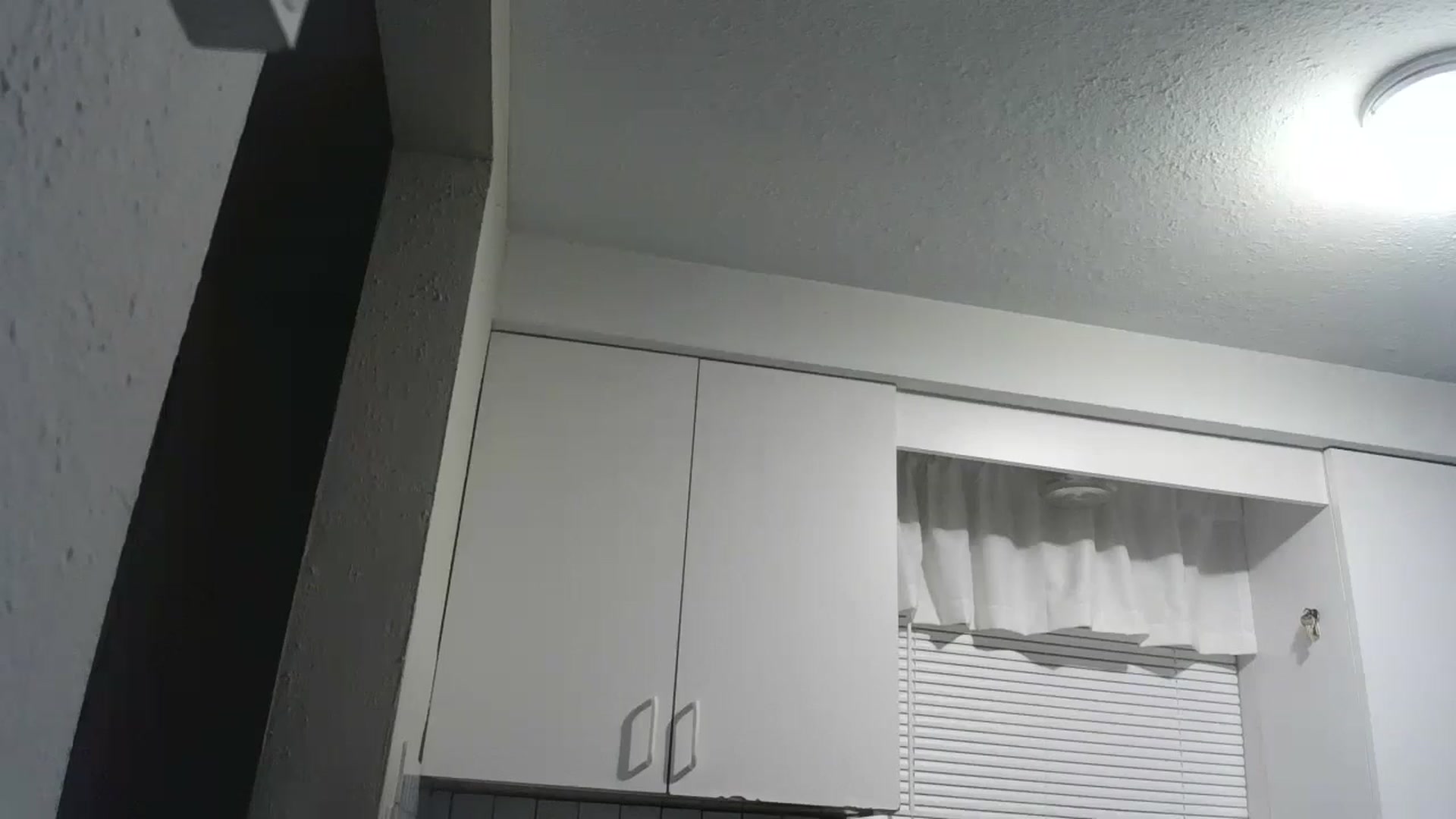 Gallery image thumbnail from CrystalLake's myfreecams stream on, 06/15/2024, 08:26 image 9 of 20