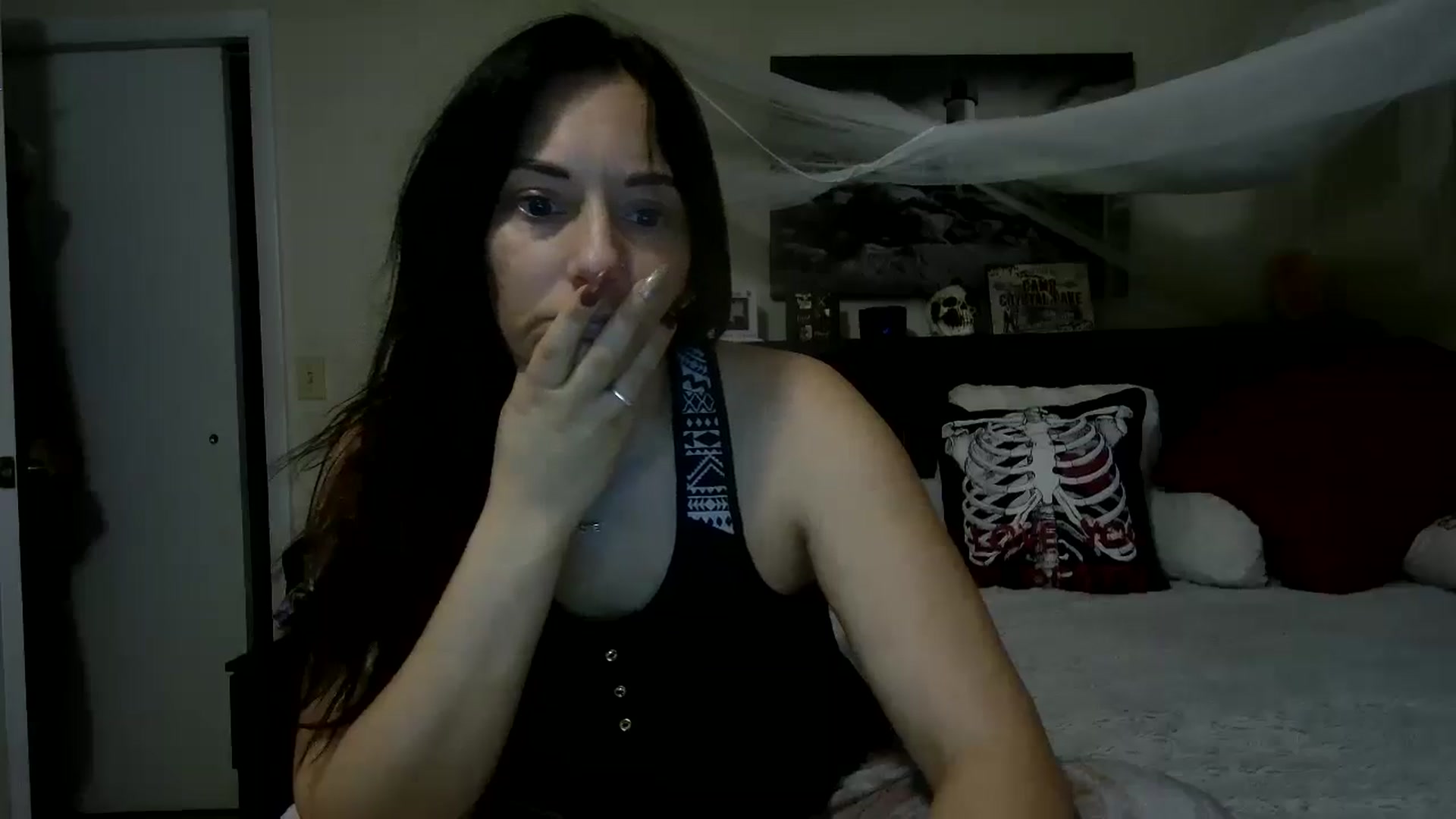 Gallery image thumbnail from CrystalLake's myfreecams stream on, 06/18/2024, 08:01 image 20 of 20