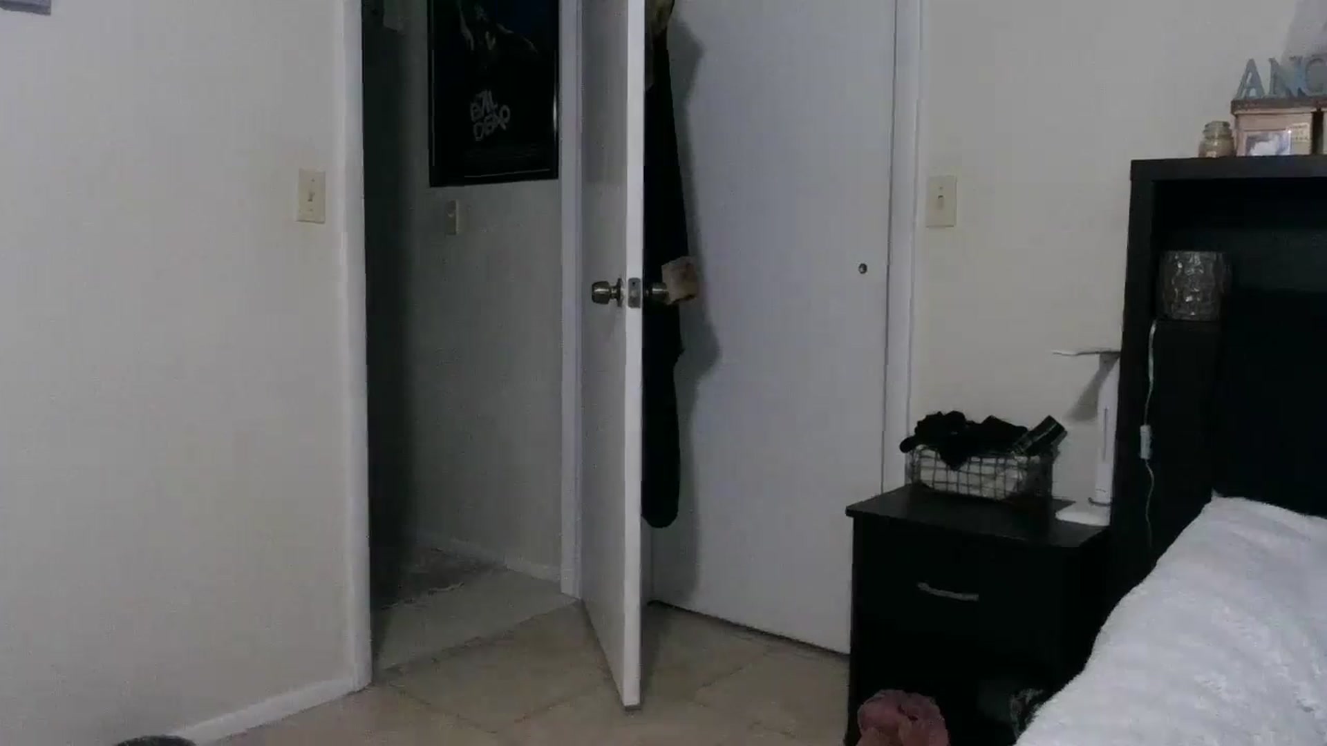 Gallery image thumbnail from CrystalLake's myfreecams stream on, 06/24/2024, 09:28 image 7 of 20