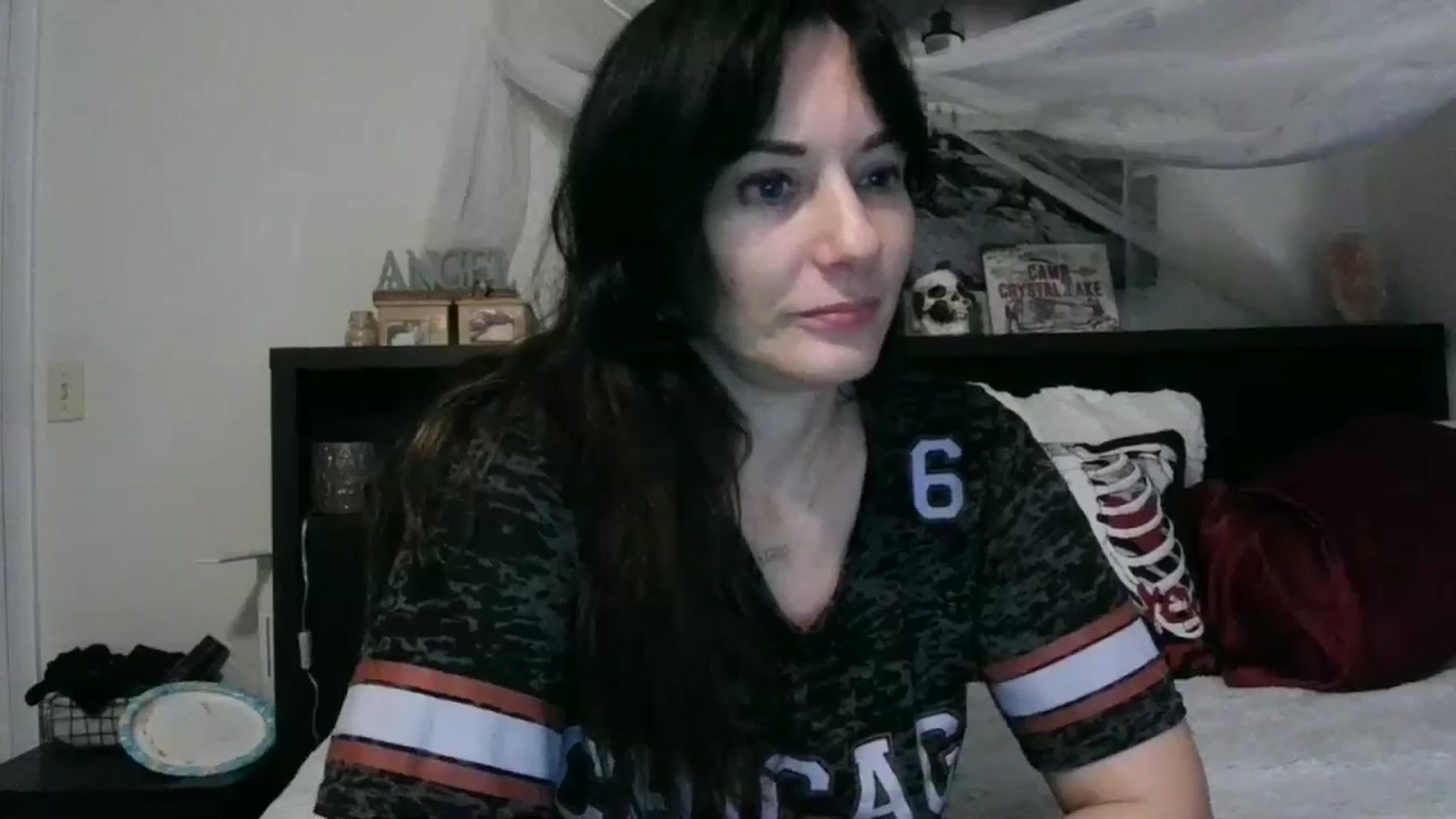 Gallery image thumbnail from CrystalLake's myfreecams stream on, 06/24/2024, 10:09 image 7 of 20