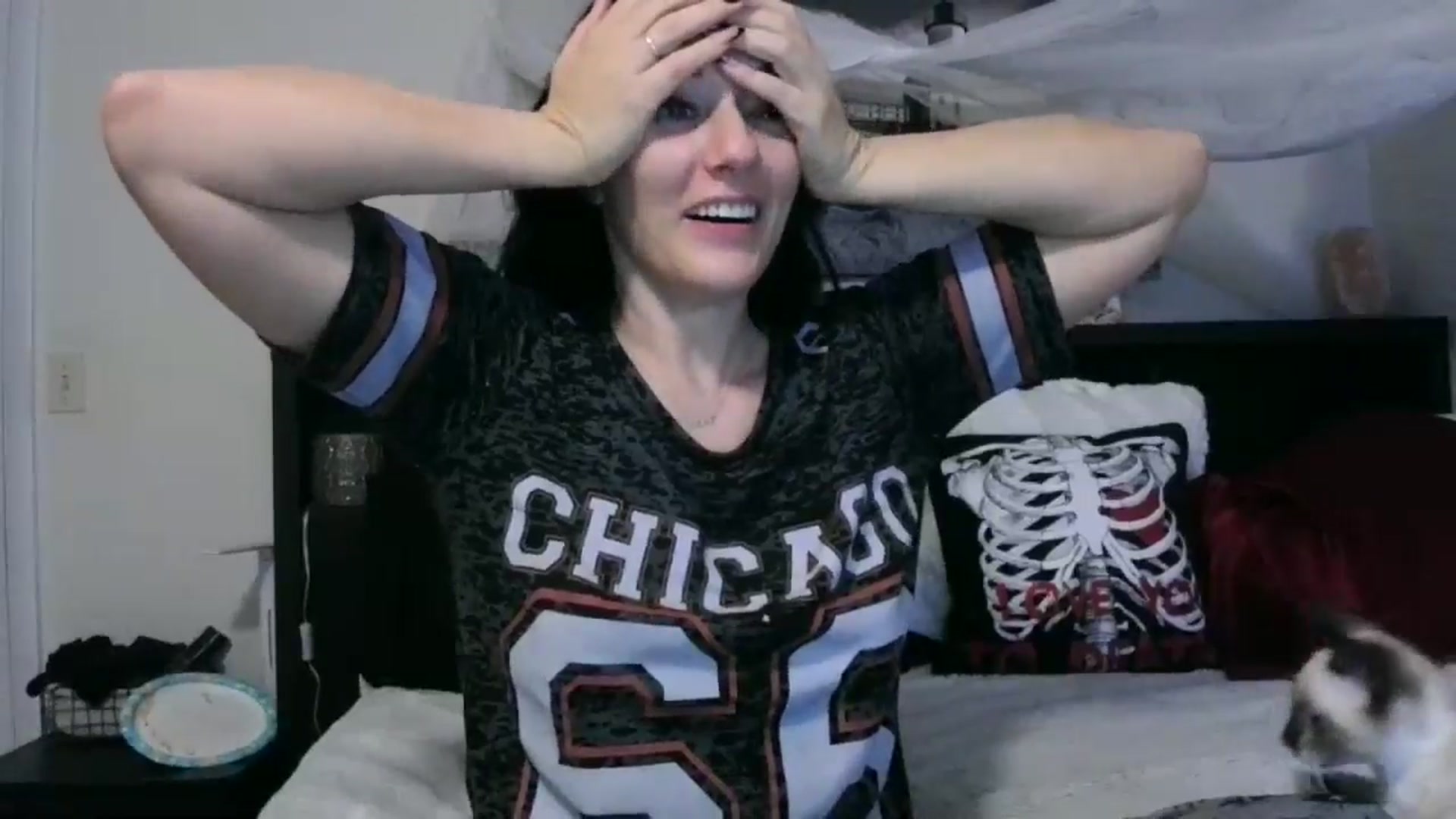 Gallery image thumbnail from CrystalLake's myfreecams stream on, 06/24/2024, 10:09 image 9 of 20