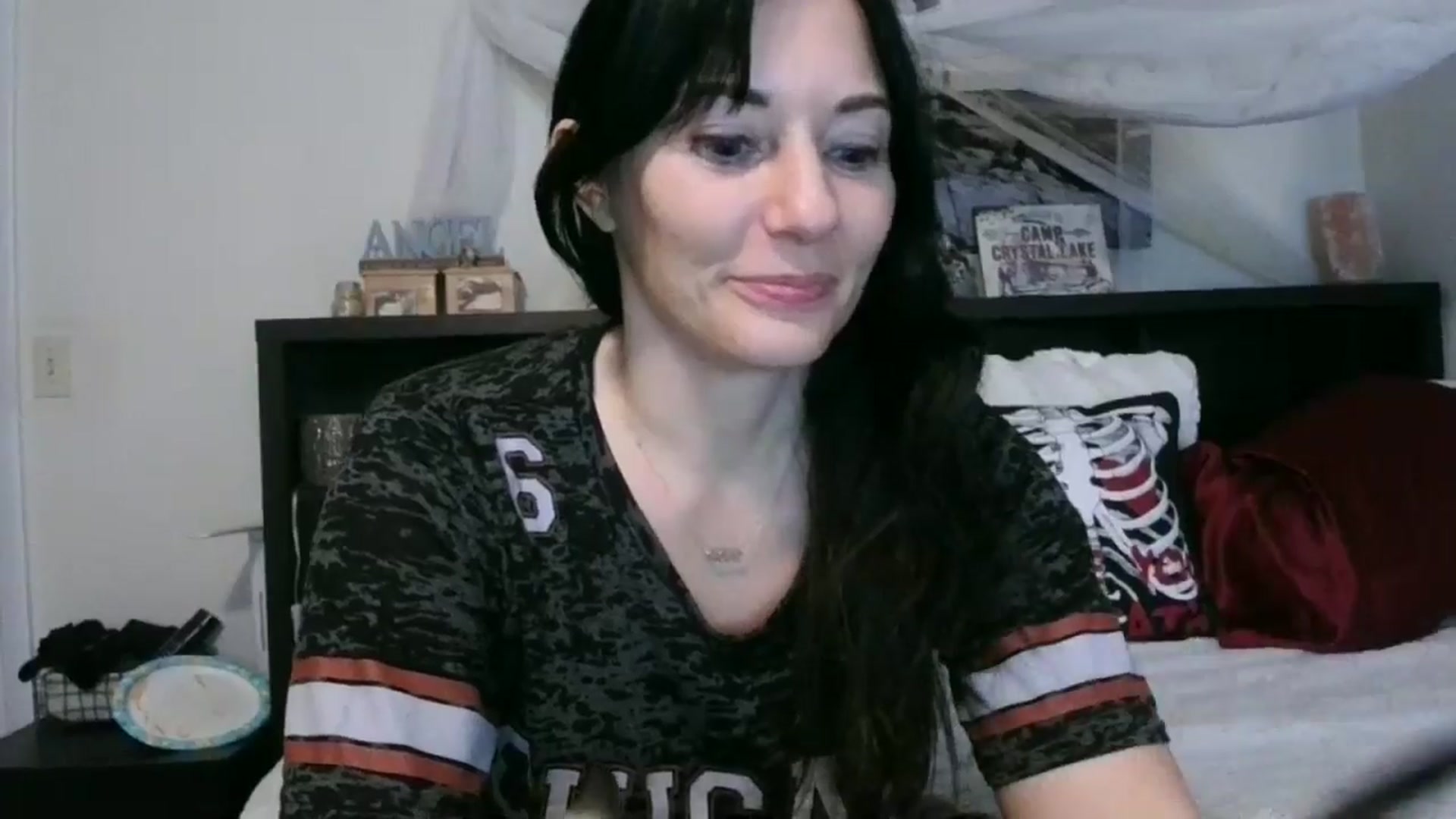 Gallery image thumbnail from CrystalLake's myfreecams stream on, 06/24/2024, 10:09 image 10 of 20