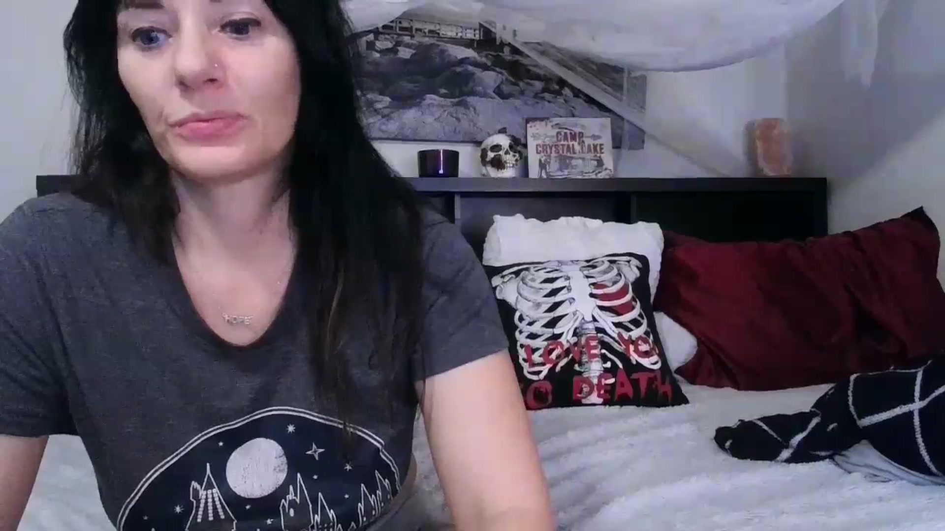 Gallery image thumbnail from CrystalLake's myfreecams stream on, 06/25/2024, 07:39 image 12 of 20