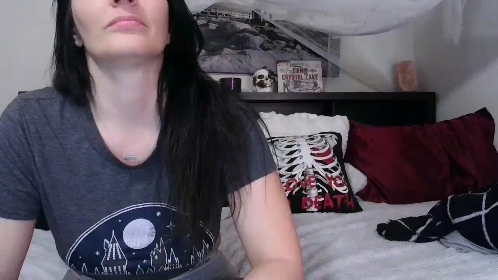 Gallery image thumbnail from CrystalLake's myfreecams stream on, 06/25/2024, 07:39 image 7 of 20
