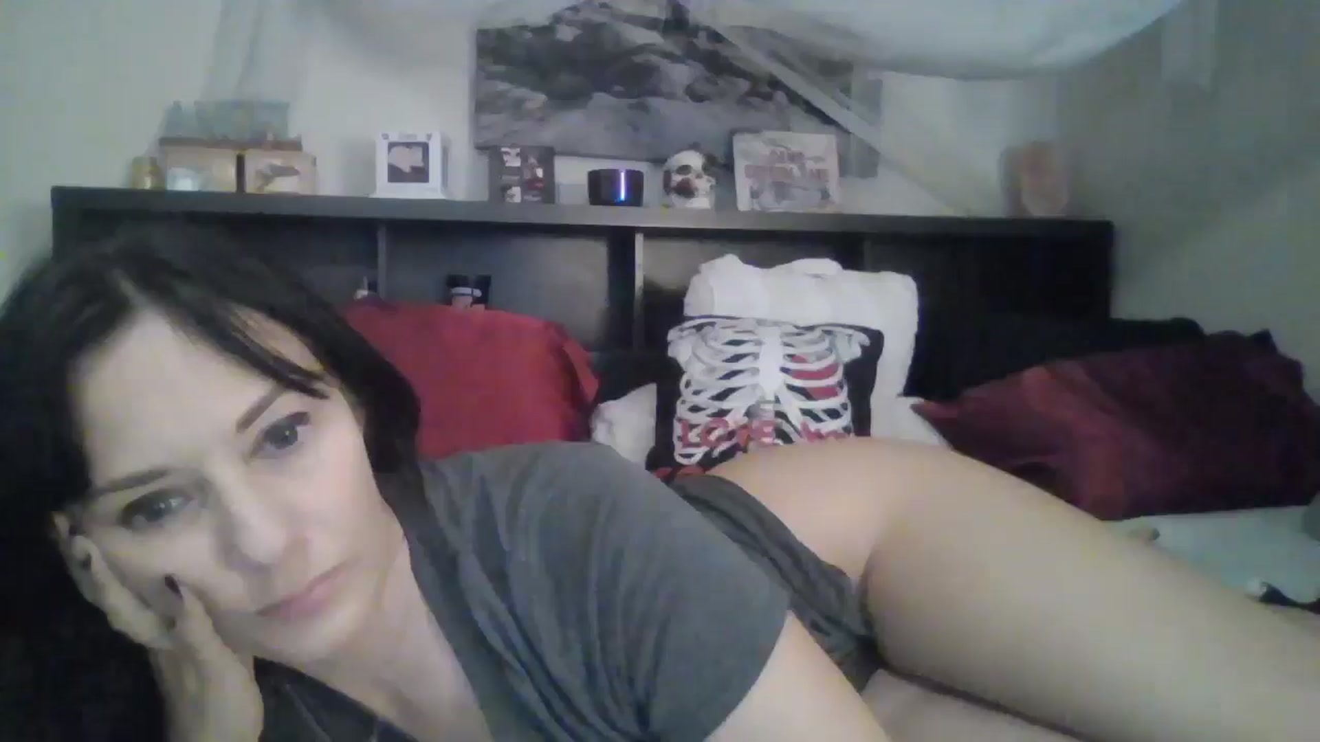 Gallery image thumbnail from CrystalLake's myfreecams stream on, 06/26/2024, 06:22 image 6 of 20