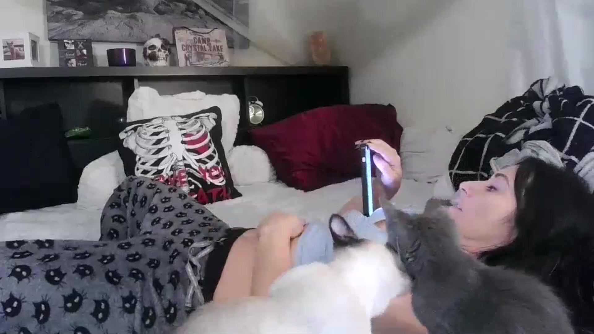 Gallery image thumbnail from CrystalLake's myfreecams stream on, 07/07/2024, 07:21 image 16 of 20