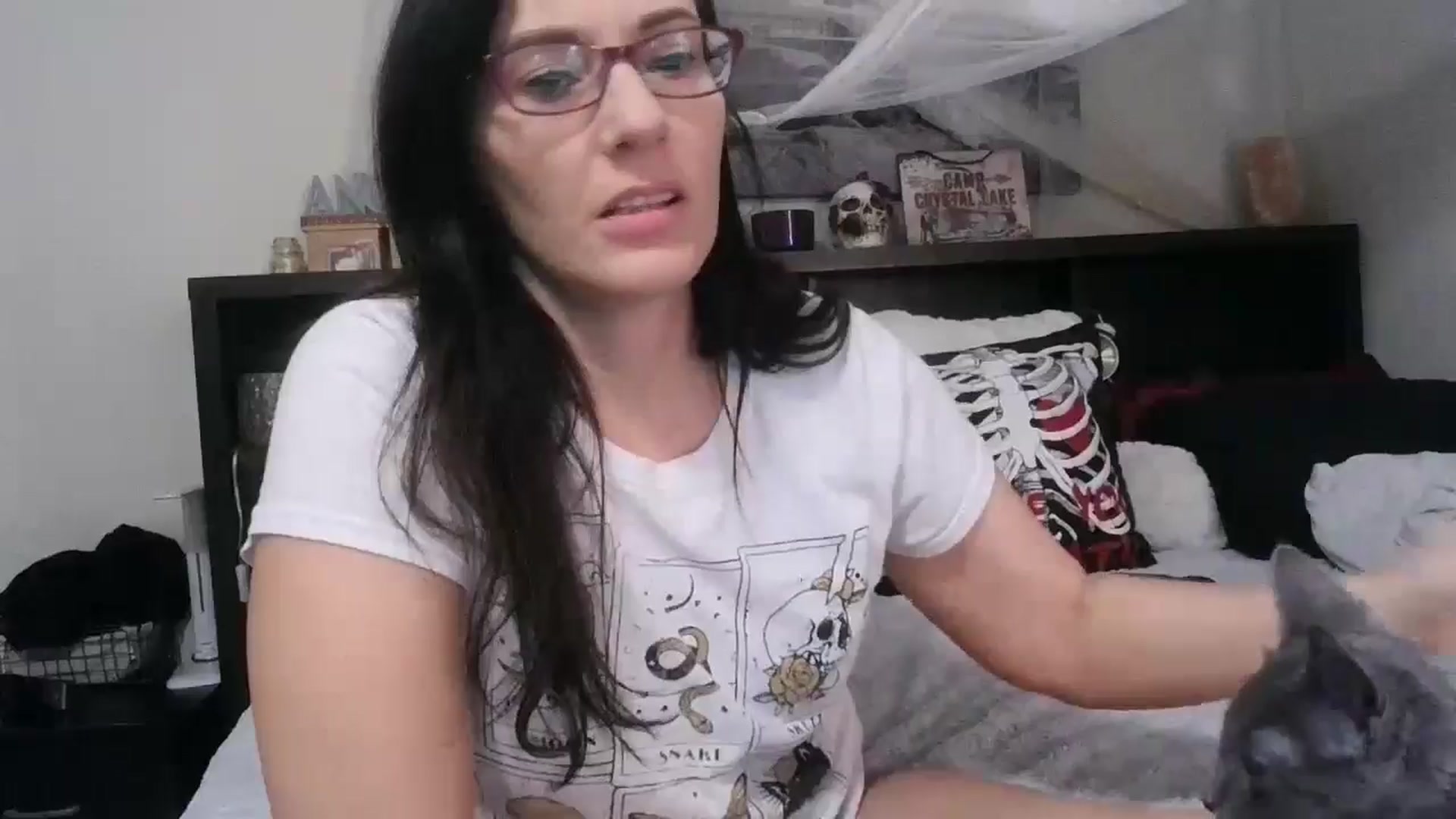 Gallery image thumbnail from CrystalLake's myfreecams stream on, 07/08/2024, 05:12 image 15 of 20