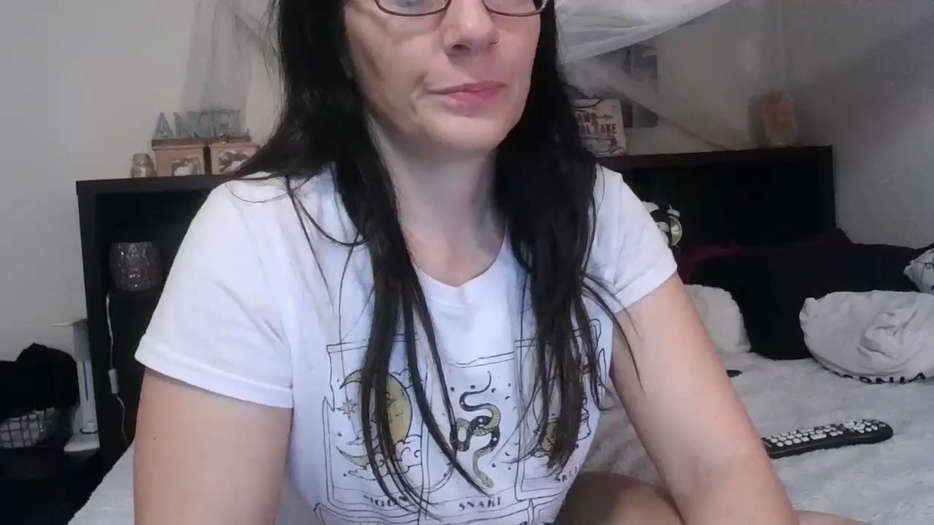 Gallery image thumbnail from CrystalLake's myfreecams stream on, 07/08/2024, 05:12 image 3 of 20