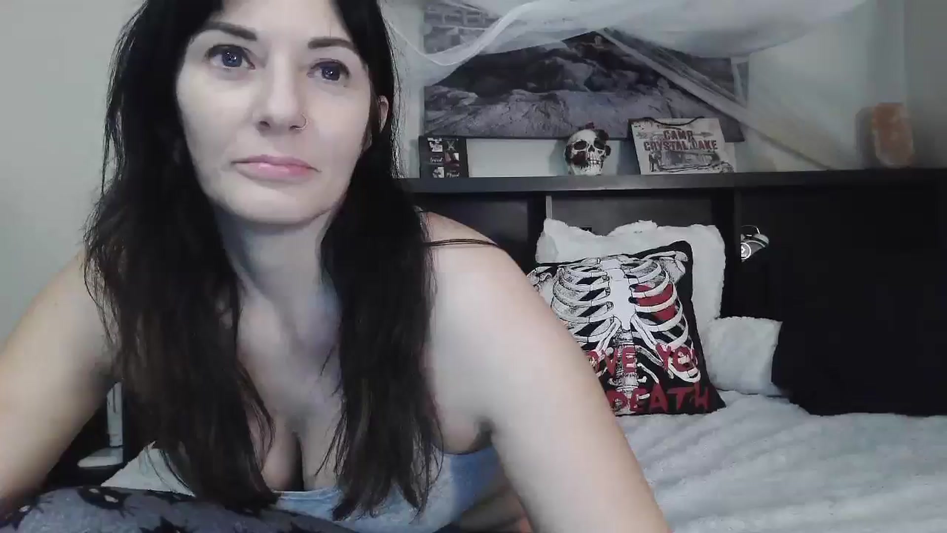 Gallery image thumbnail from CrystalLake's myfreecams stream on, 07/12/2024, 05:56 image 9 of 20