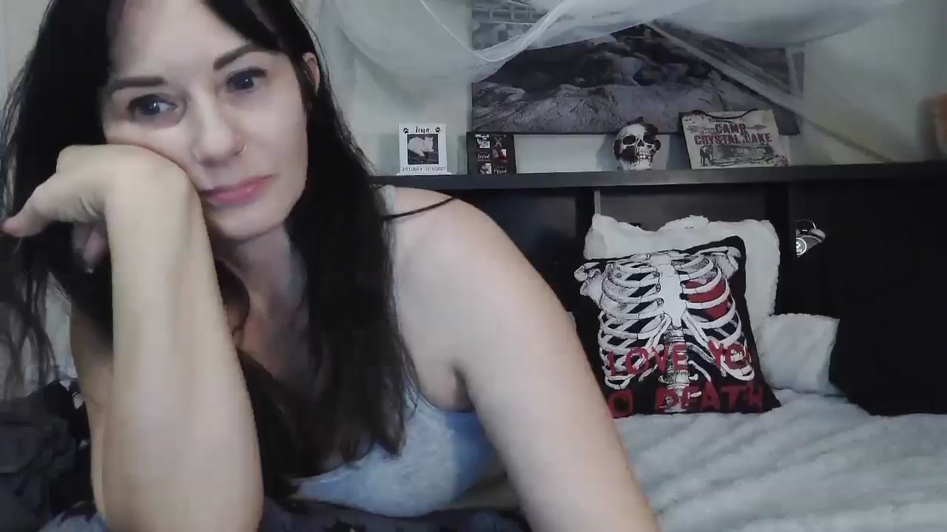 Gallery image thumbnail from CrystalLake's myfreecams stream on, 07/12/2024, 05:56 image 8 of 20