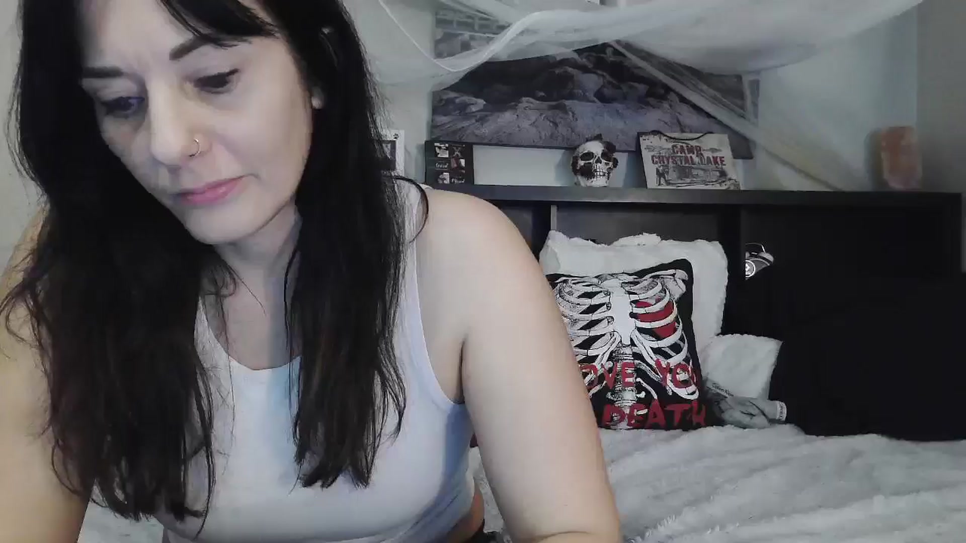 Gallery image thumbnail from CrystalLake's myfreecams stream on, 07/12/2024, 05:56 image 20 of 20