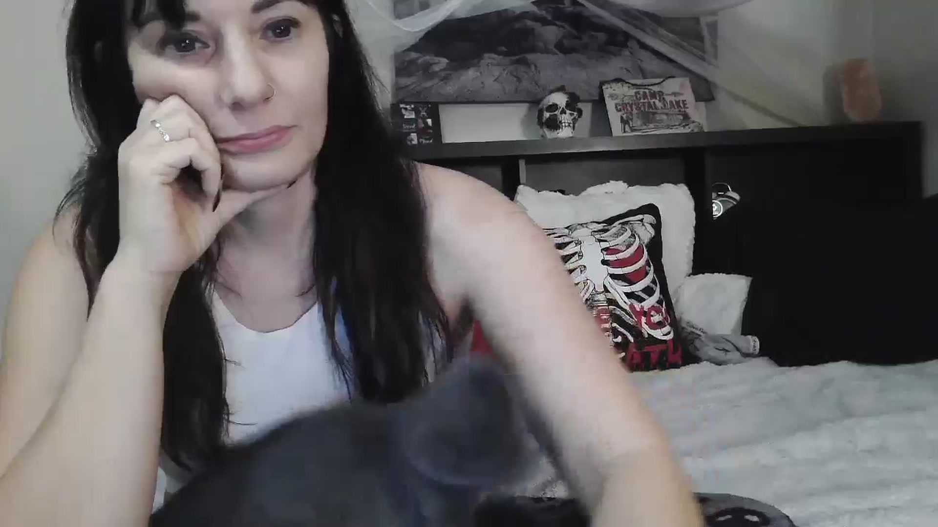Gallery image thumbnail from CrystalLake's myfreecams stream on, 07/12/2024, 05:56 image 18 of 20
