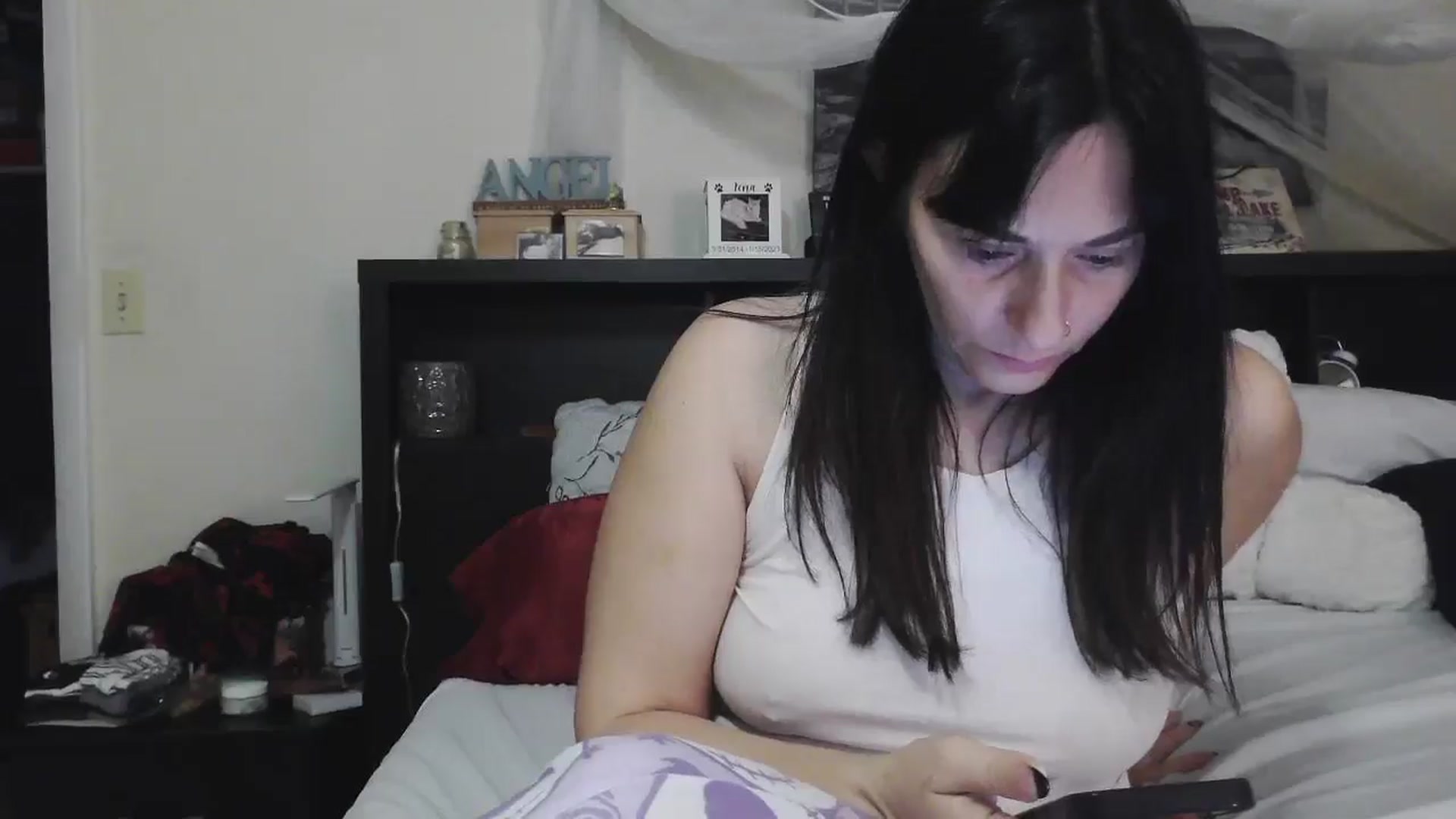 Gallery image thumbnail from CrystalLake's myfreecams stream on, 07/13/2024, 08:03 image 17 of 20